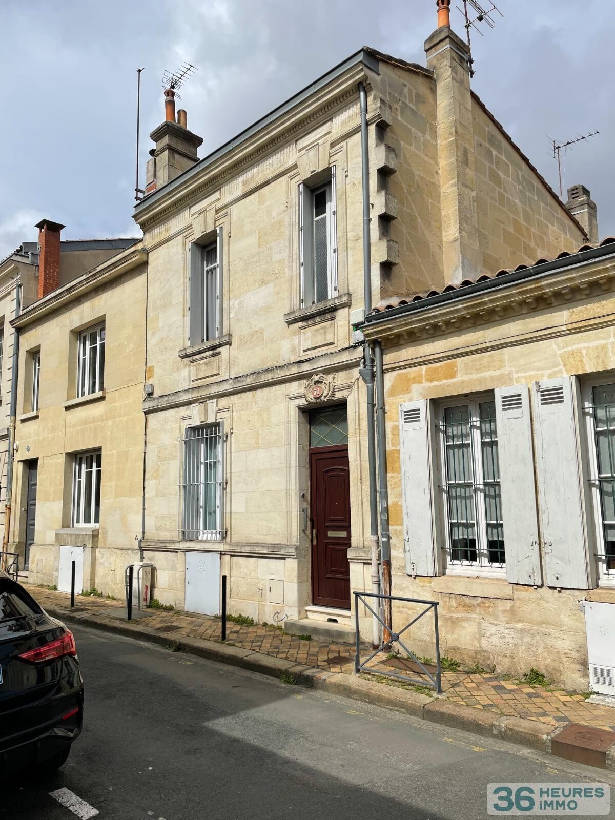 Charmante maison pierre r+1 avec garage