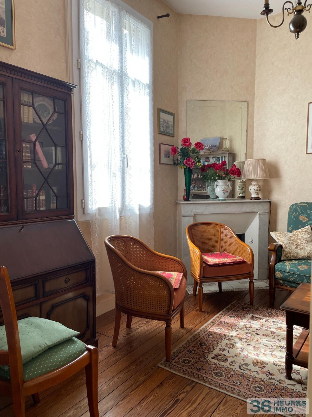 Charmante maison pierre r+1 avec garage