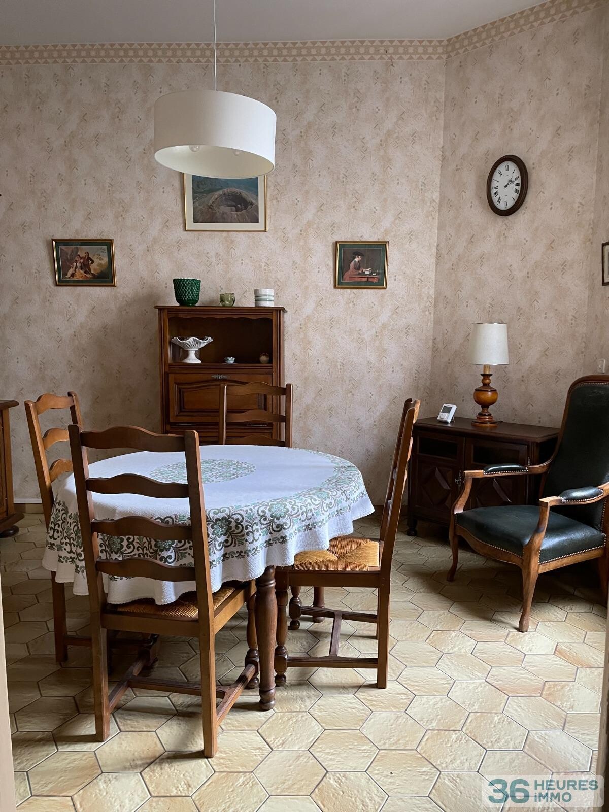 Charmante maison pierre r+1 avec garage