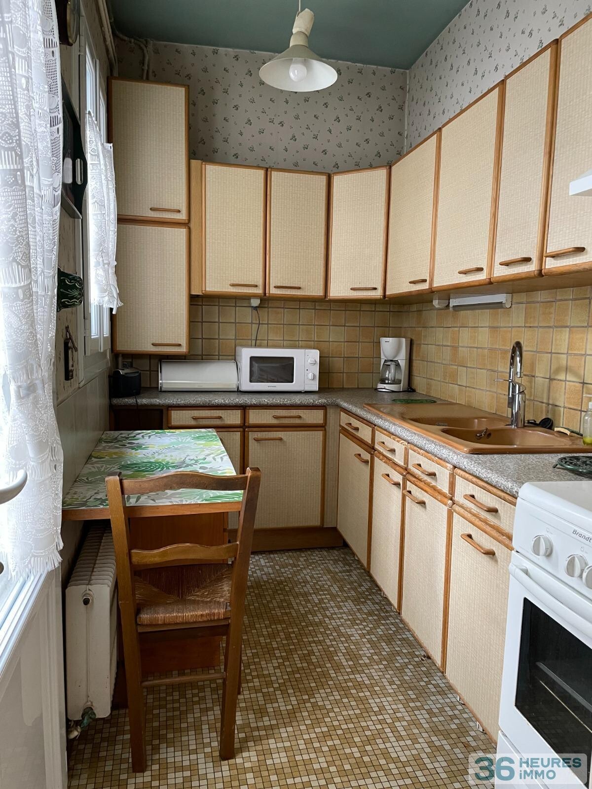 Charmante maison pierre r+1 avec garage