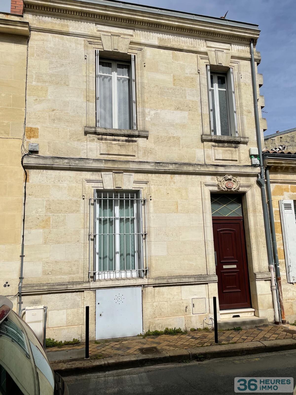 Charmante maison pierre r+1 avec garage