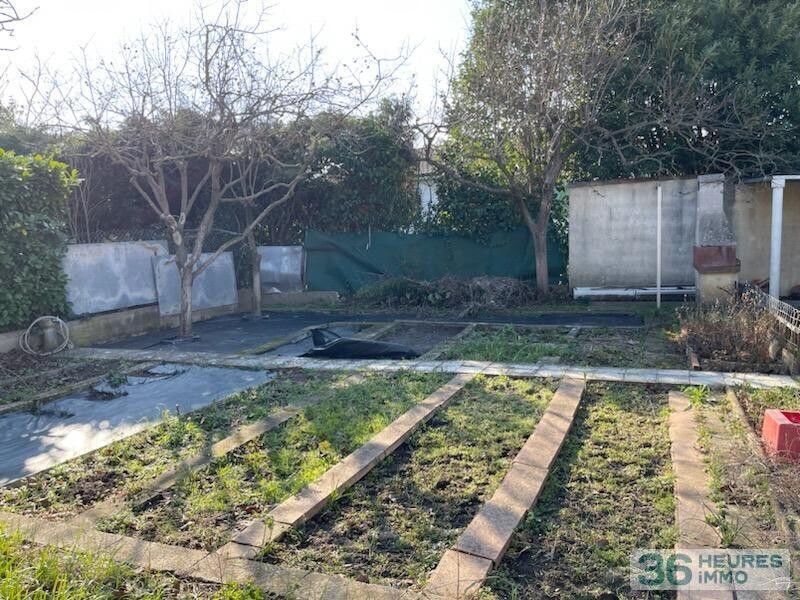 Maison avec jardin et garage