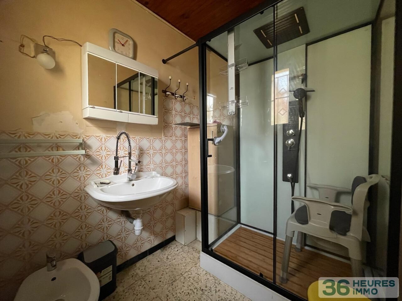 Maison avec jardin et garage