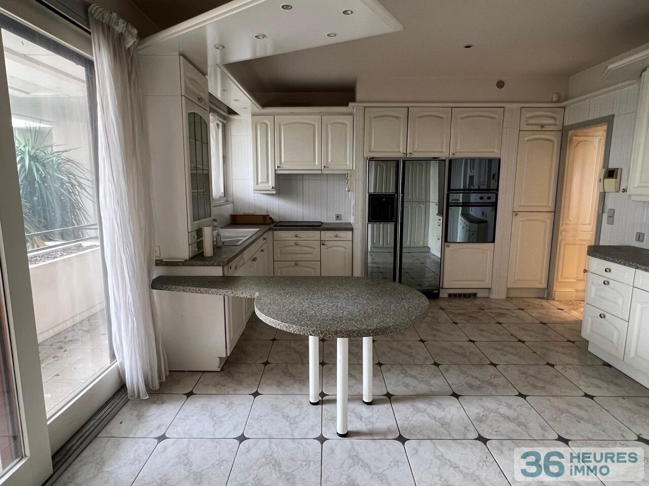 Apaprtement avec vue sur lac et terrasse