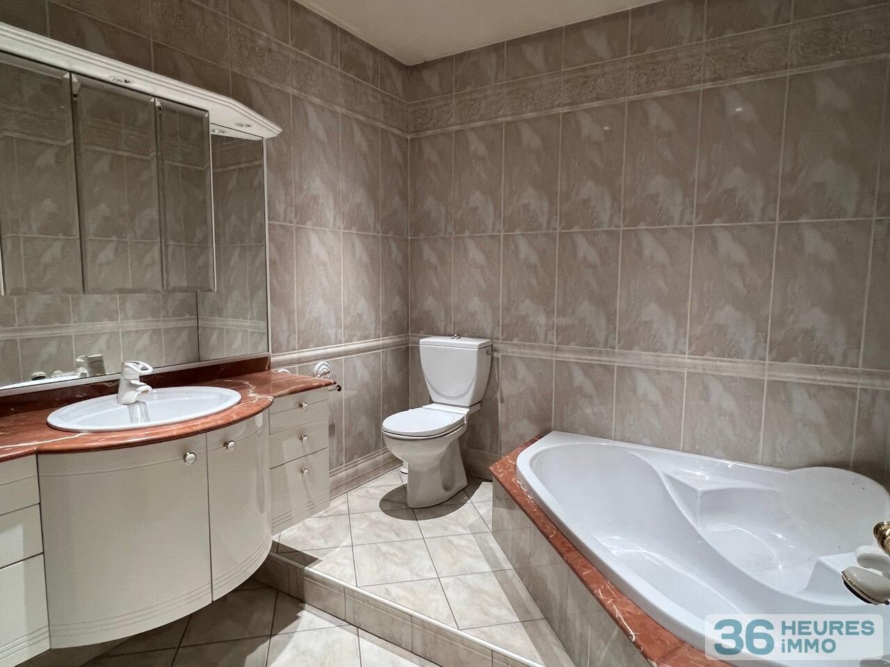 Apaprtement avec vue sur lac et terrasse