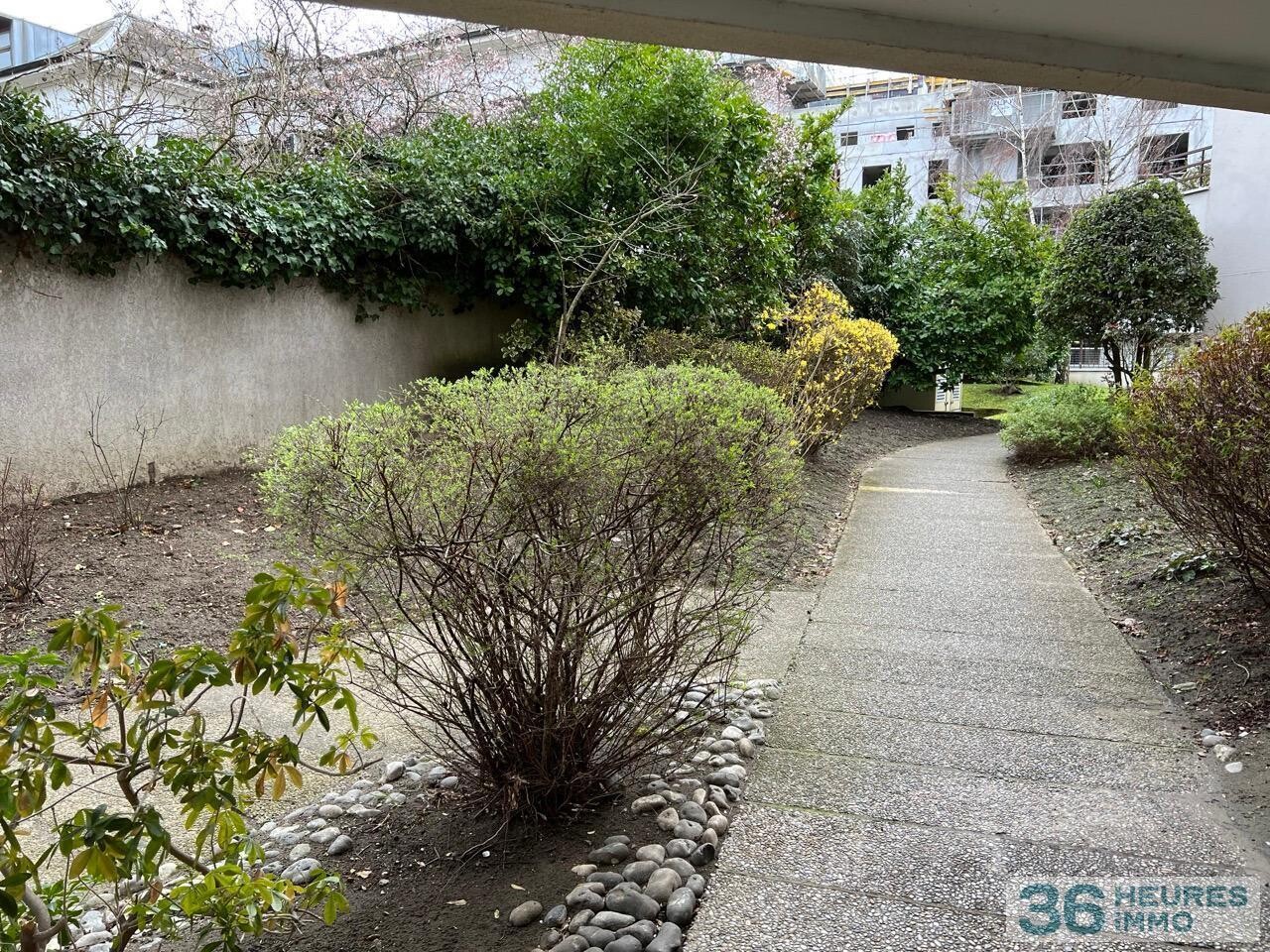 Apaprtement avec vue sur lac et terrasse