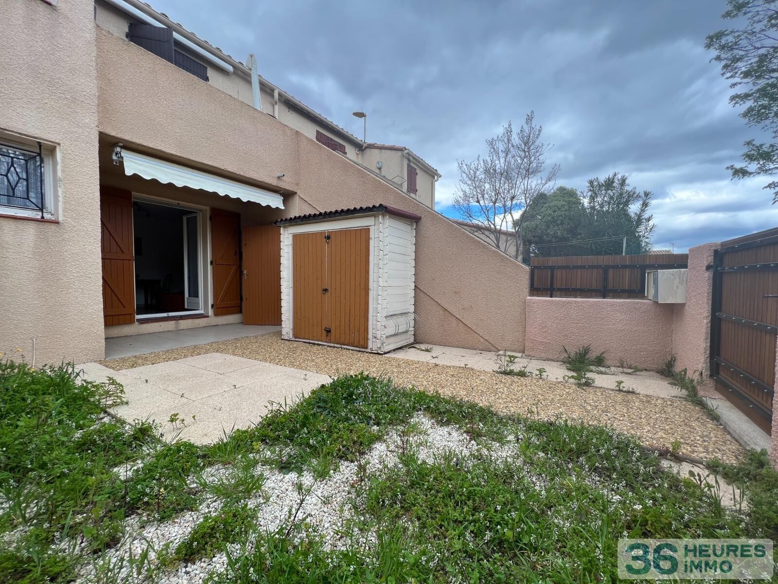  appartement t2 place de parking privative