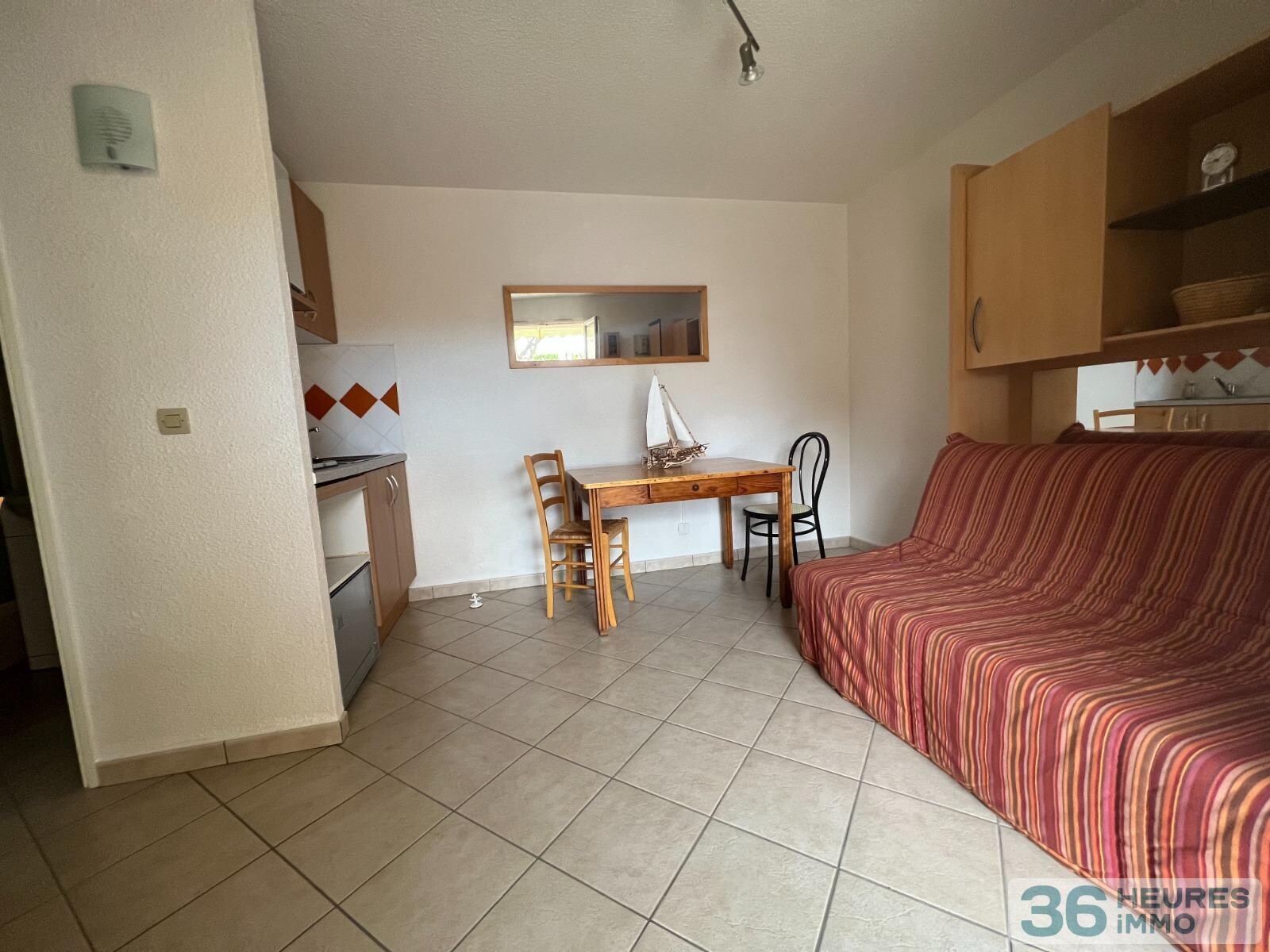  appartement t2 place de parking privative