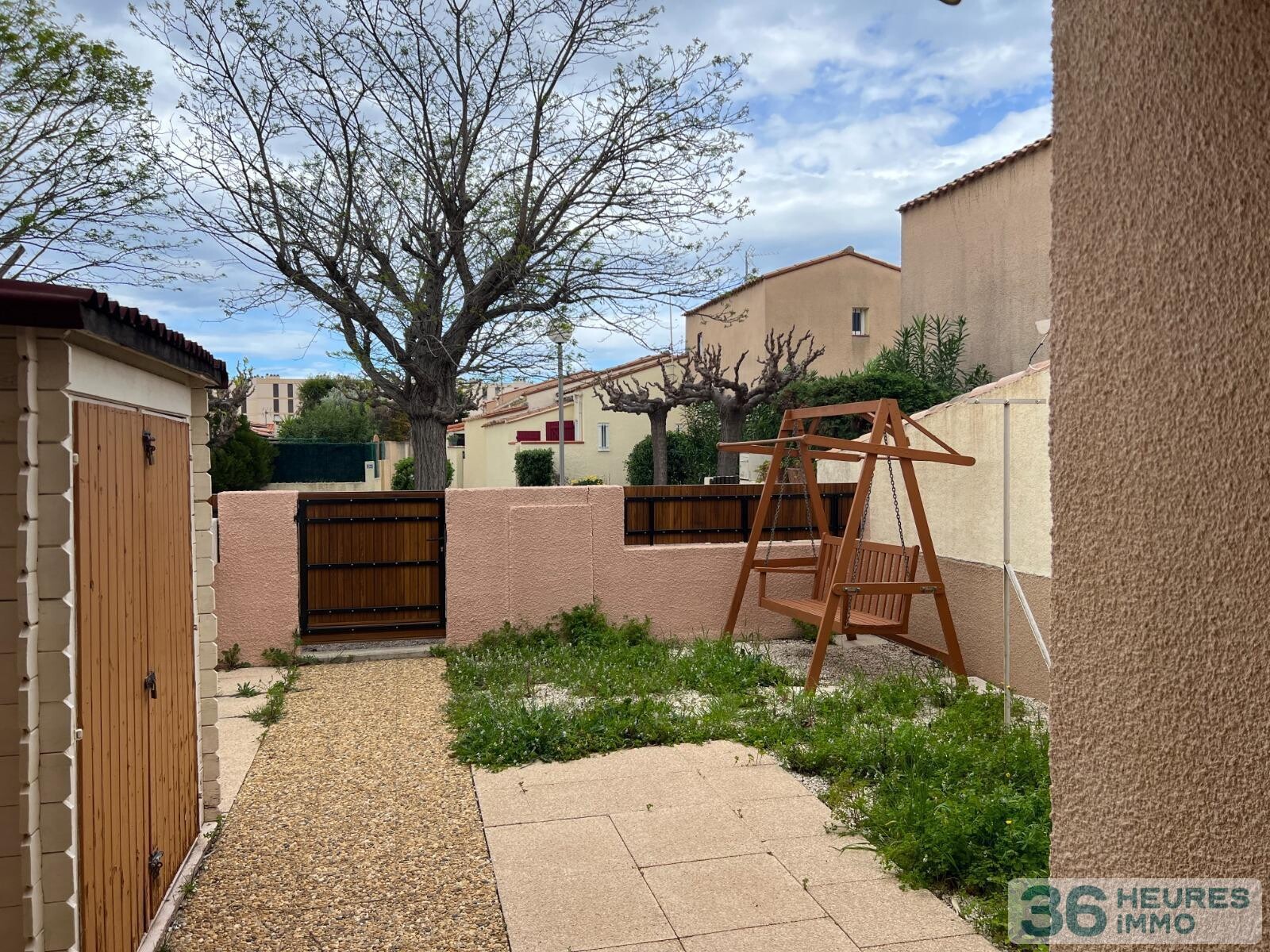  appartement t2 place de parking privative