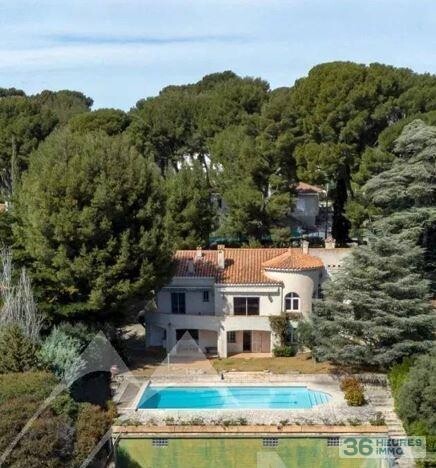 Maison de maître 6 pièces de 185 m² peymian à la ciotat