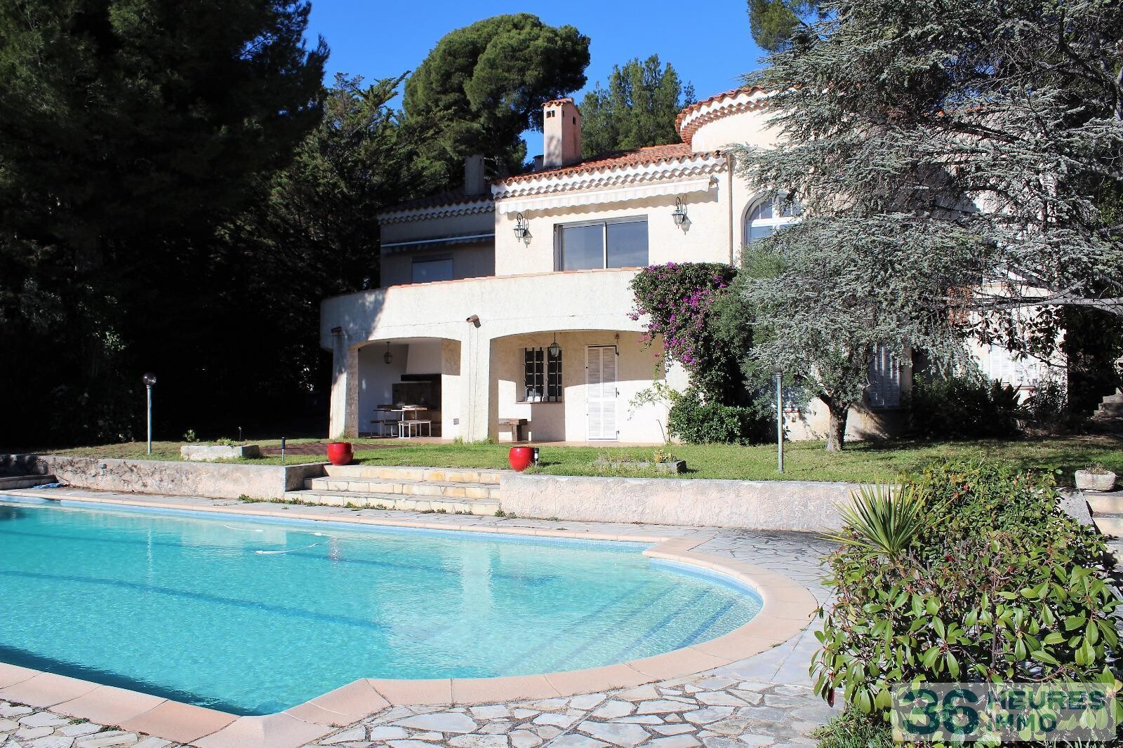 Maison de maître 6 pièces de 185 m² peymian à la ciotat