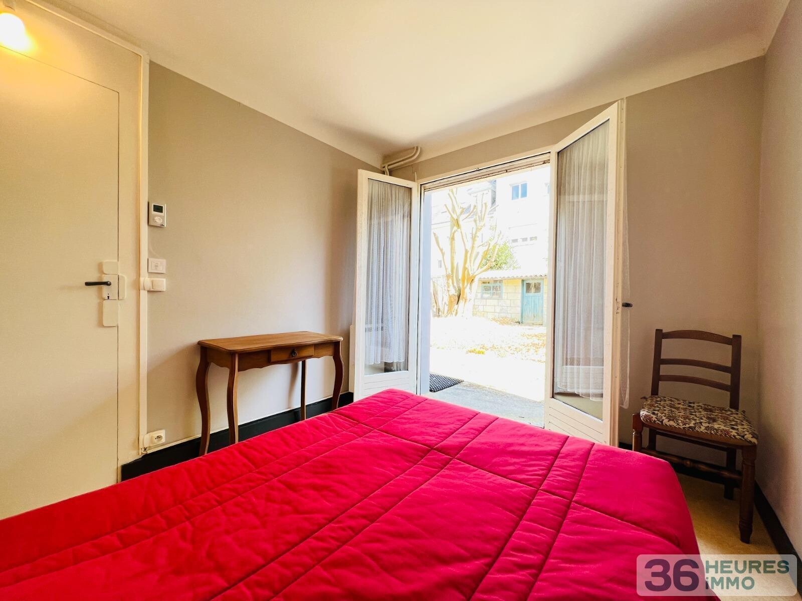 Maison familiale avec jardin et garage