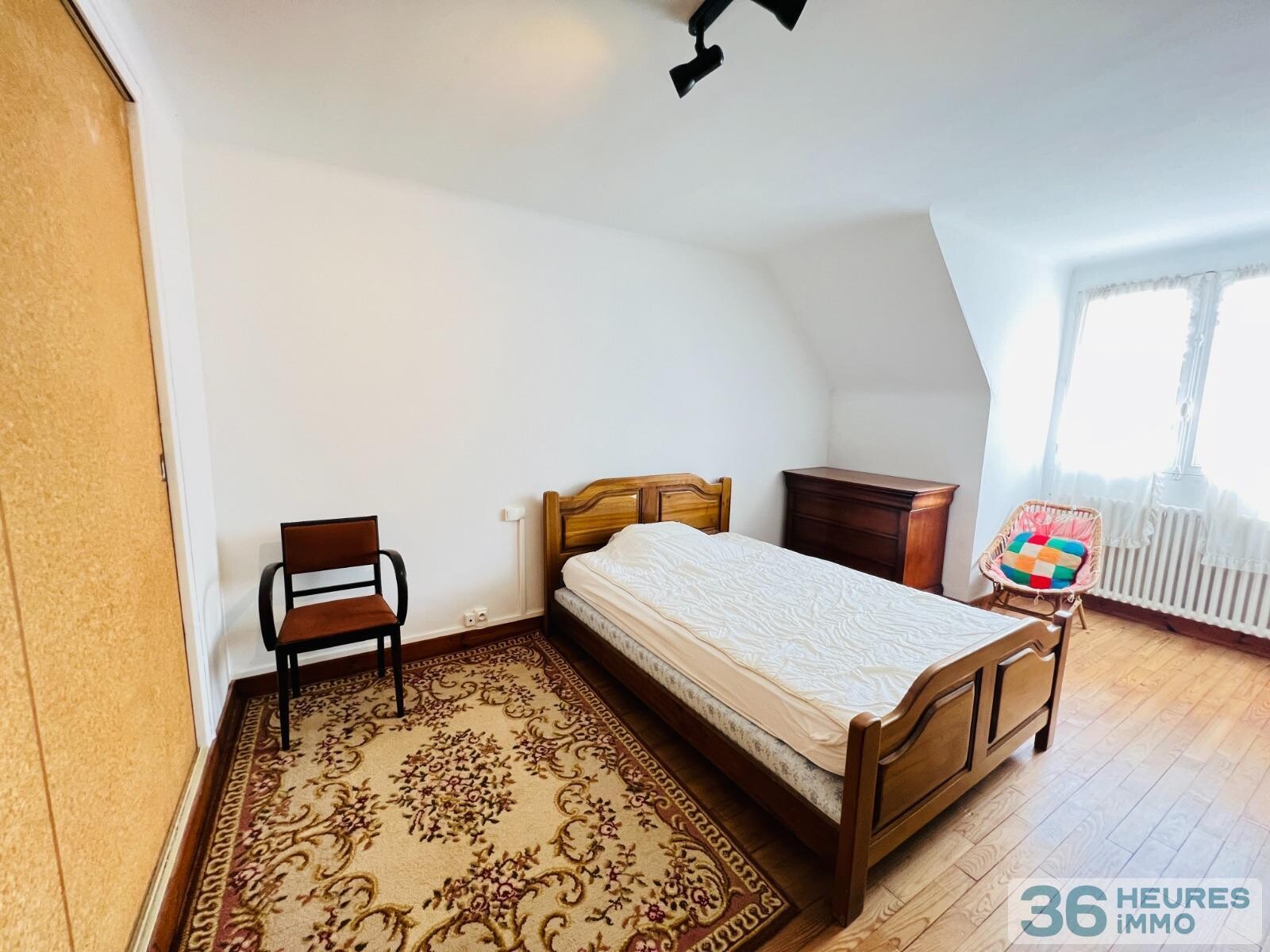 Maison familiale avec jardin et garage