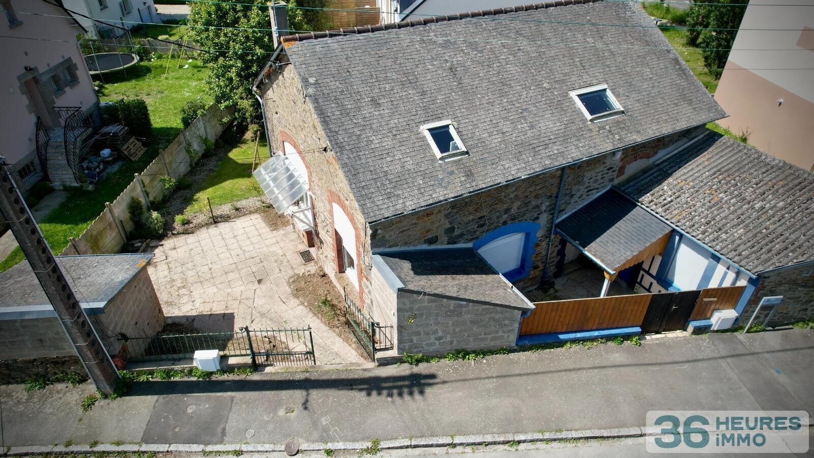 Maison en pierre à rénover