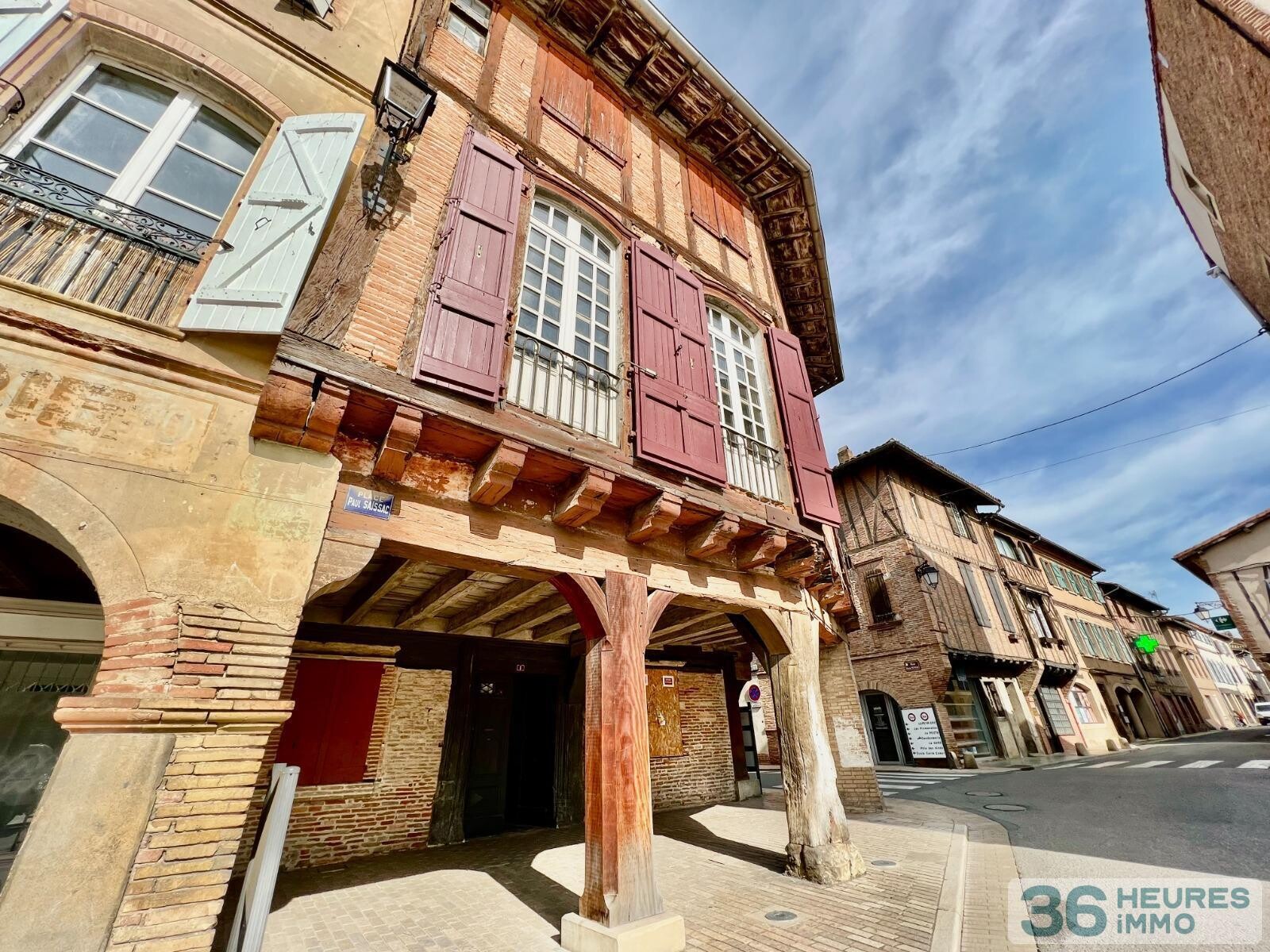 Maison de maitre centre village 