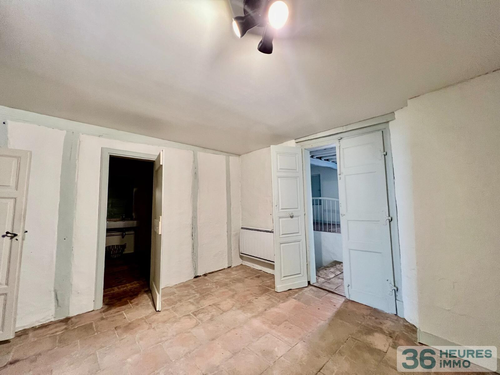 Maison de maitre centre village 