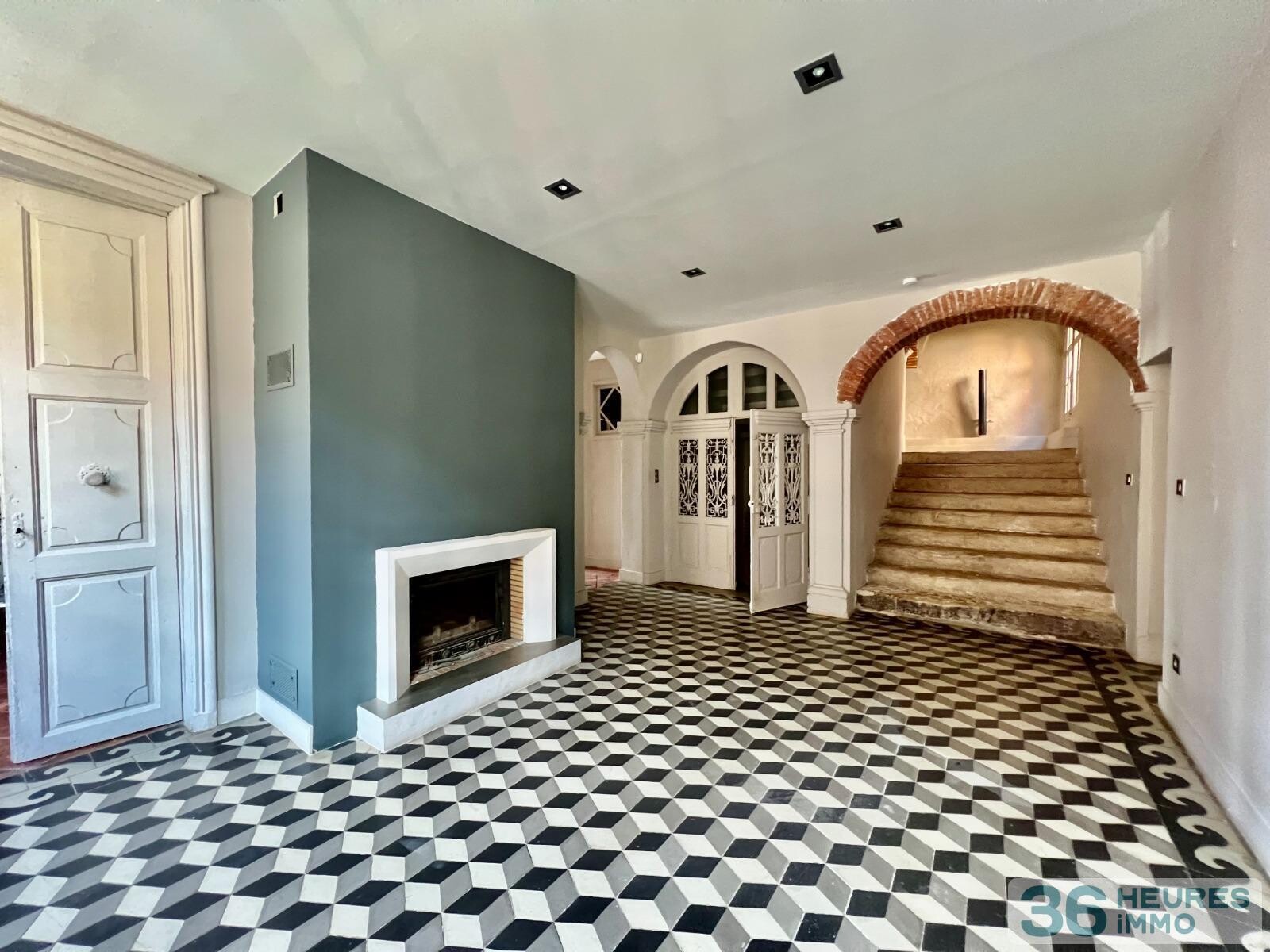 Maison de maitre centre village 