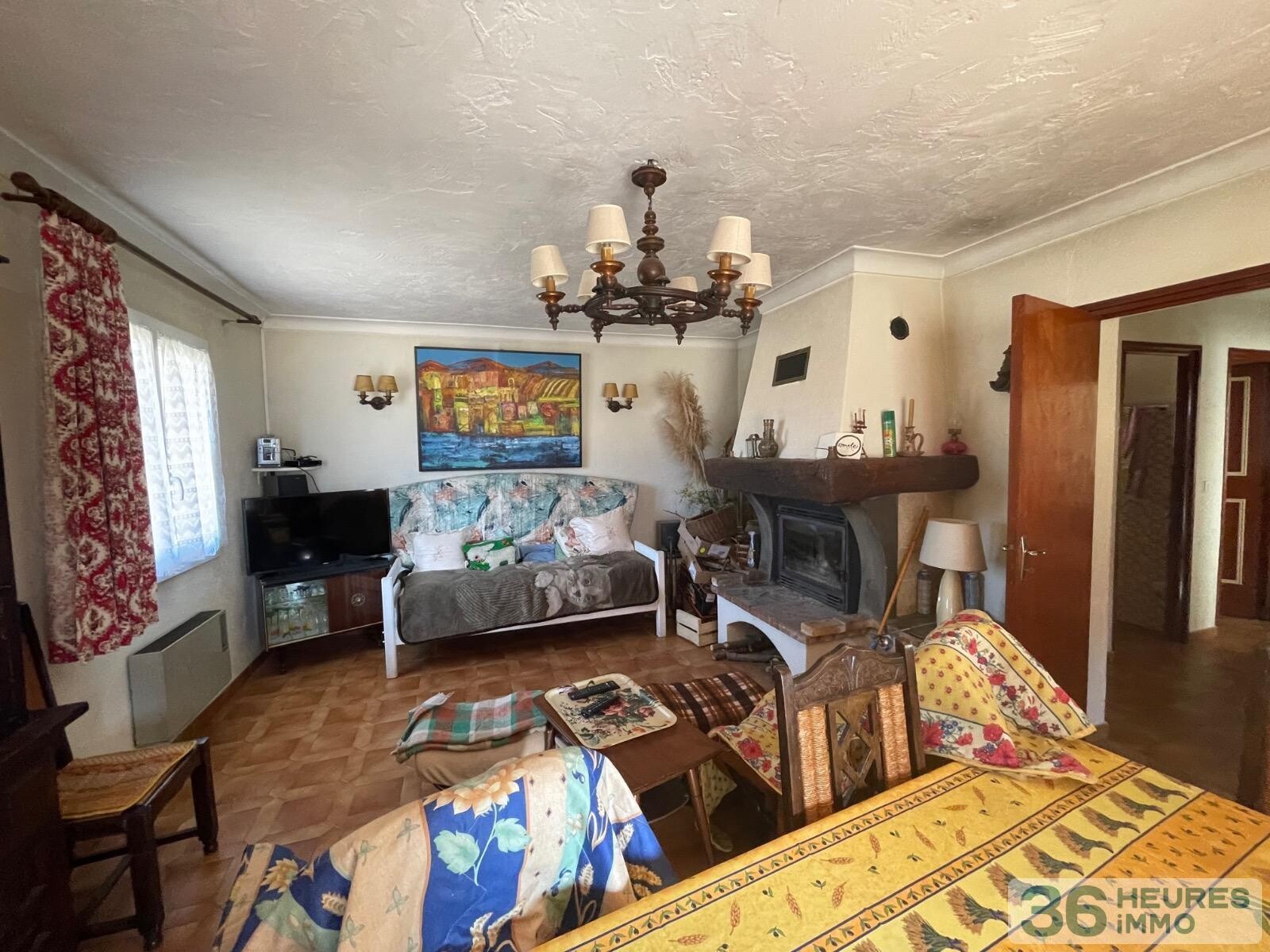 Sur 1500 m2 maison de 4 pièces 