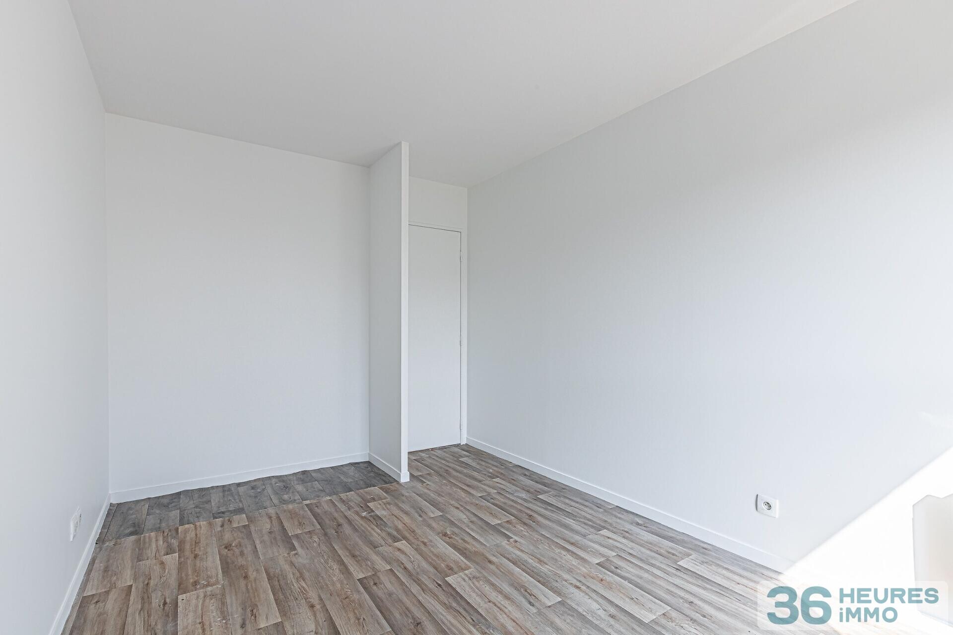 Trois pieces 65 m2 balcon ascenseur parking cave