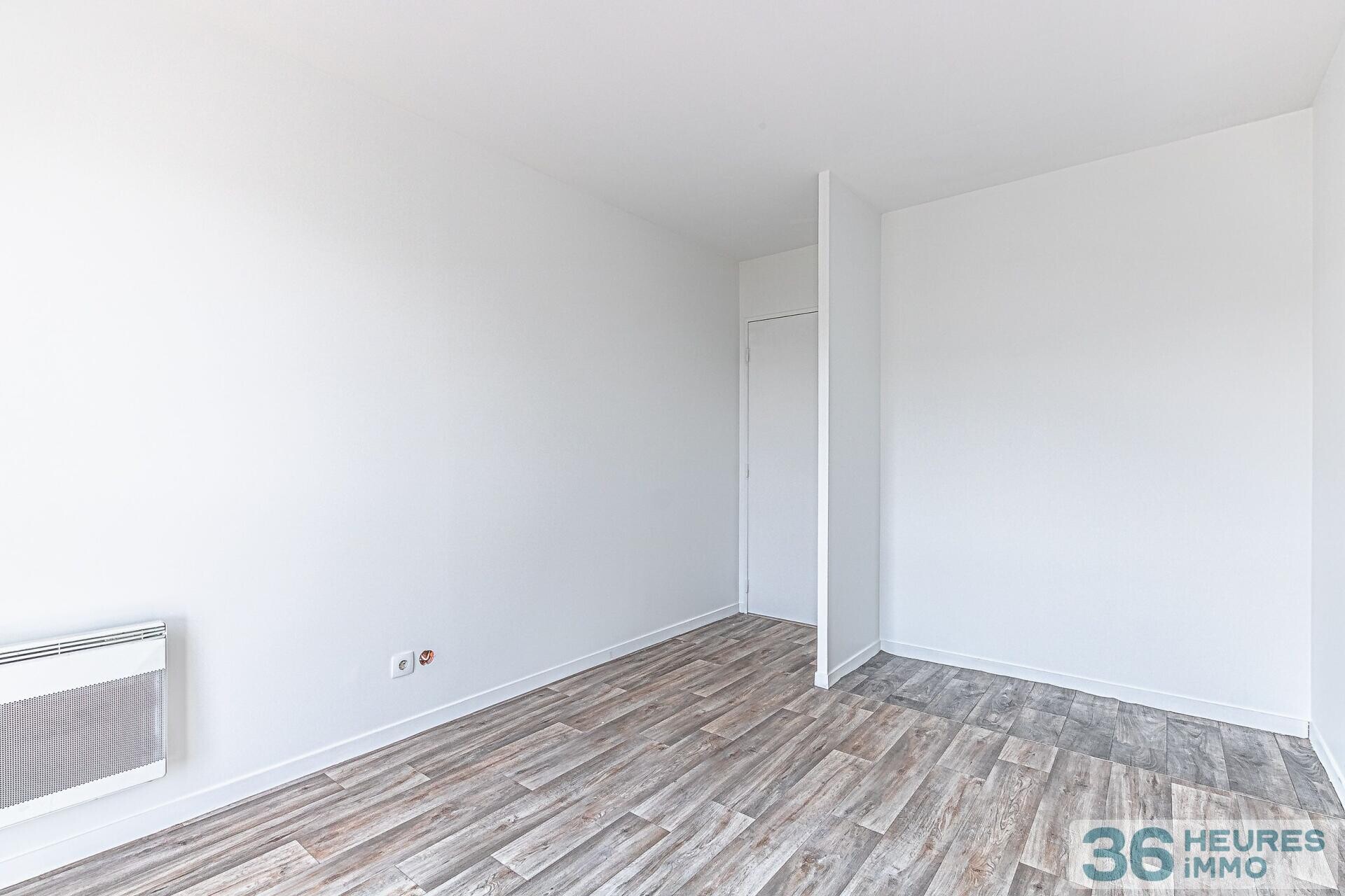 Trois pieces 65 m2 balcon ascenseur parking cave