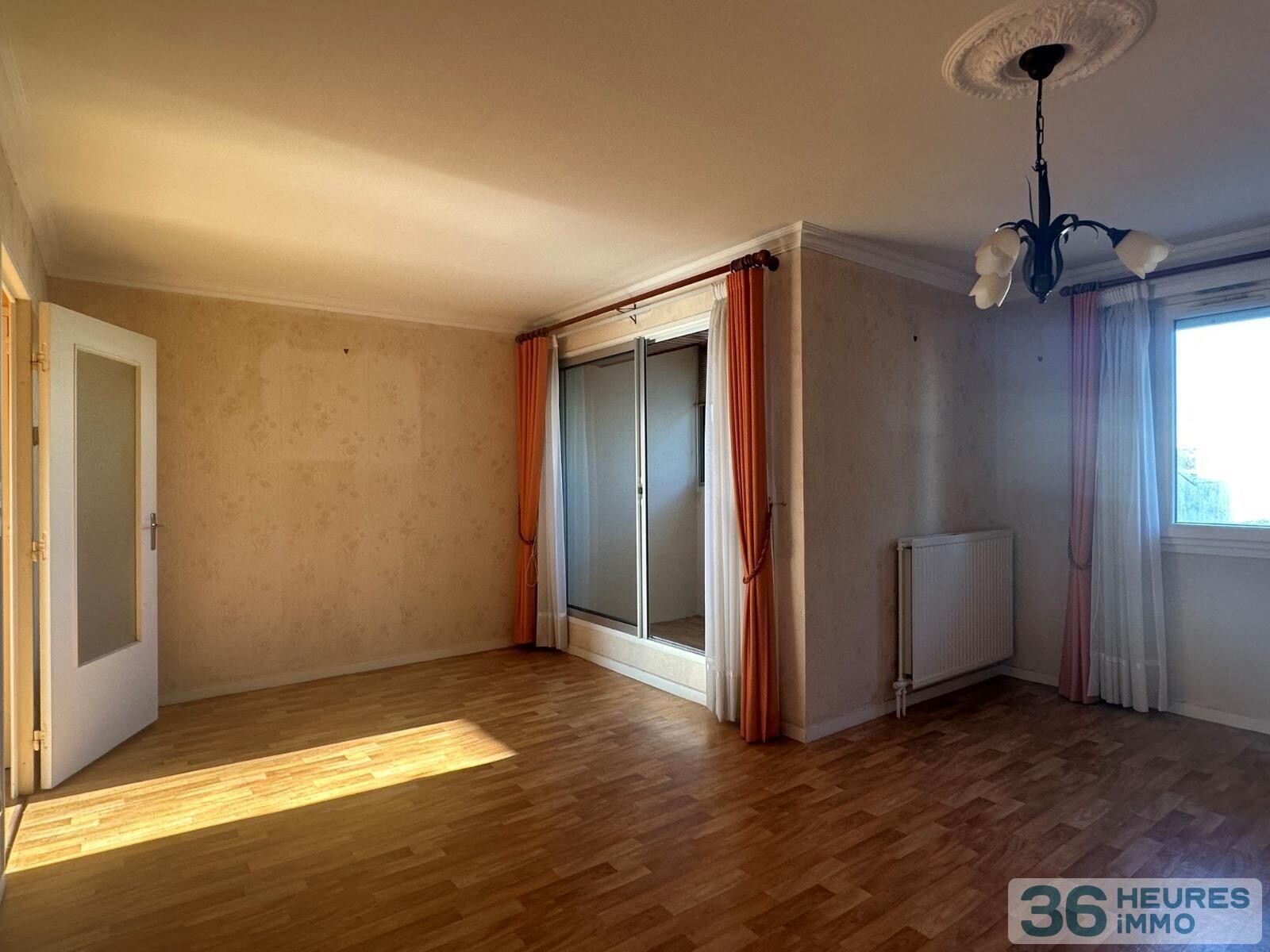 Centre-ville concarneau, t3, 62 m² avec garage et loggia