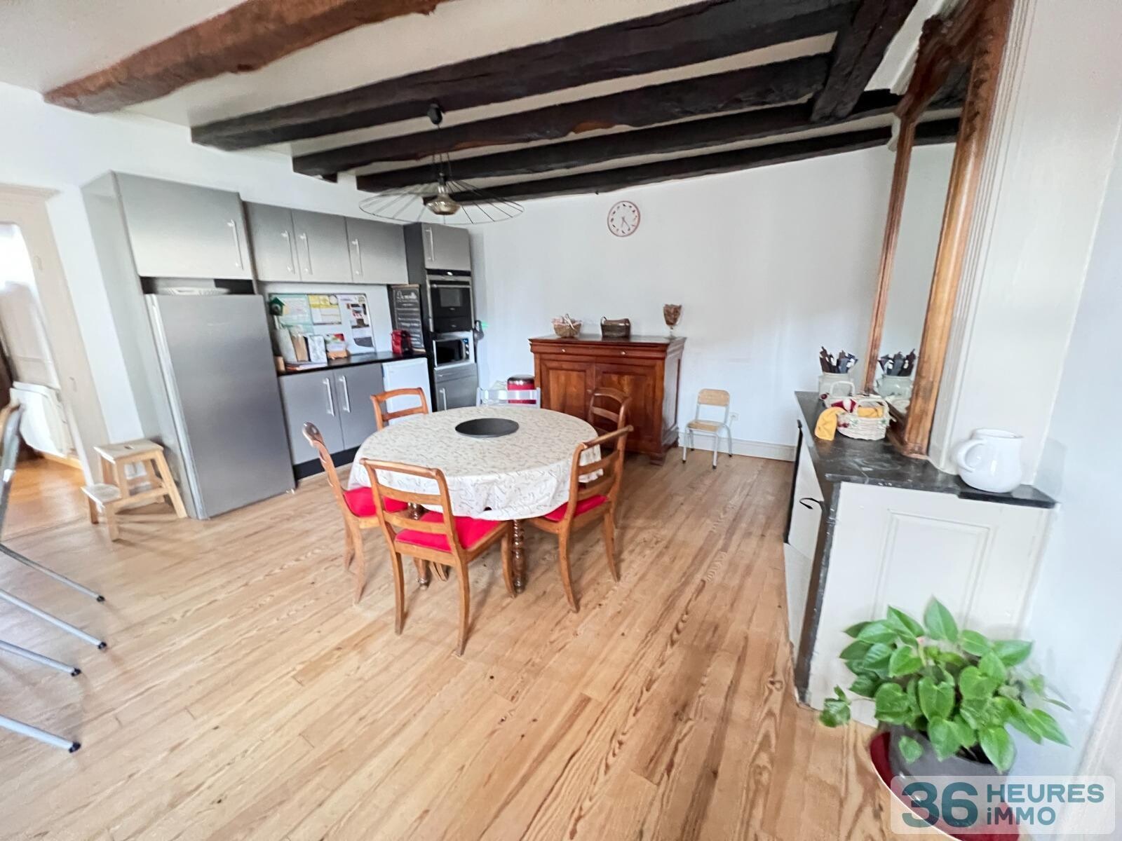 Bel appartement ancien au coeur de ville