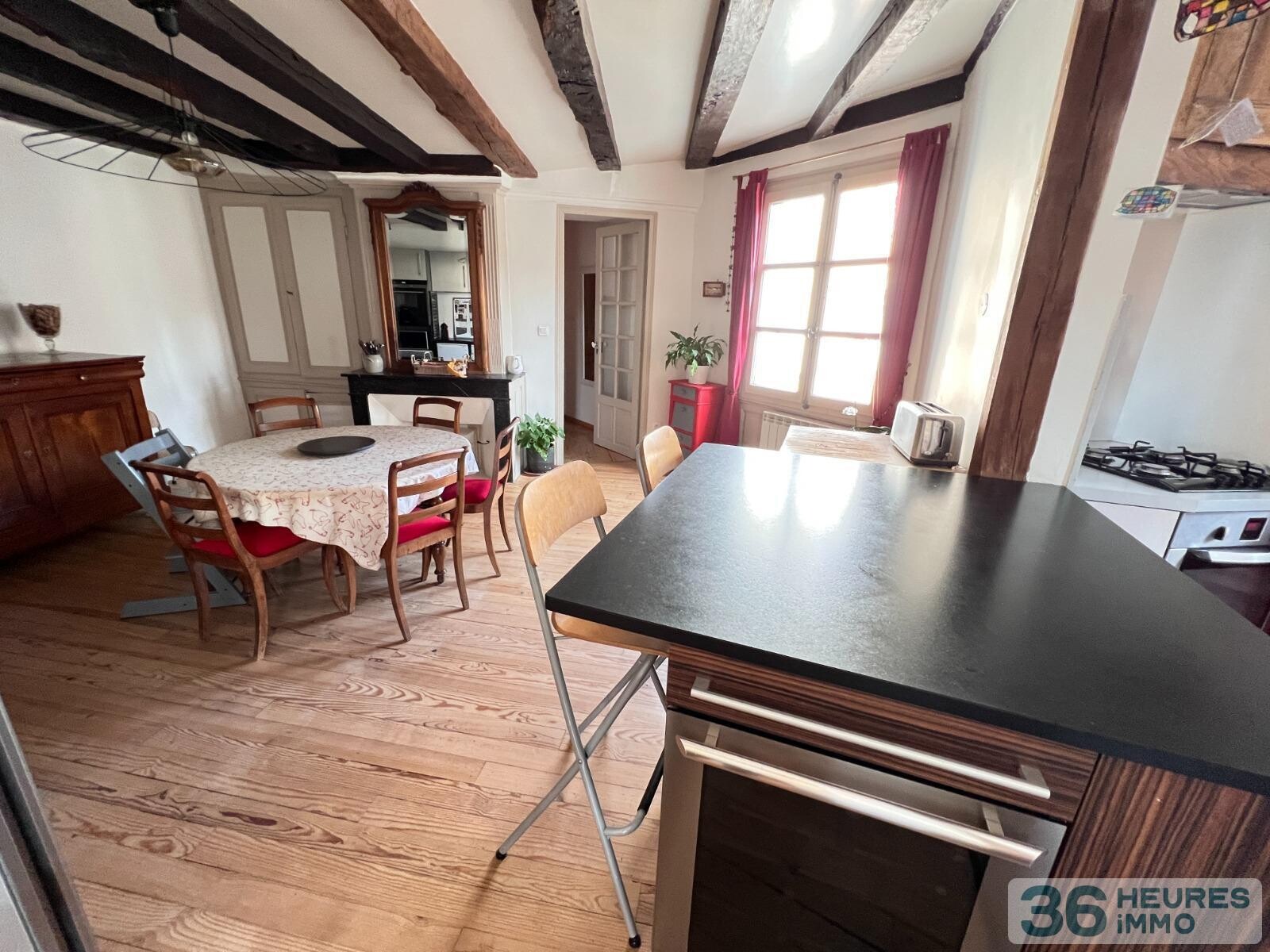 Bel appartement ancien au coeur de ville