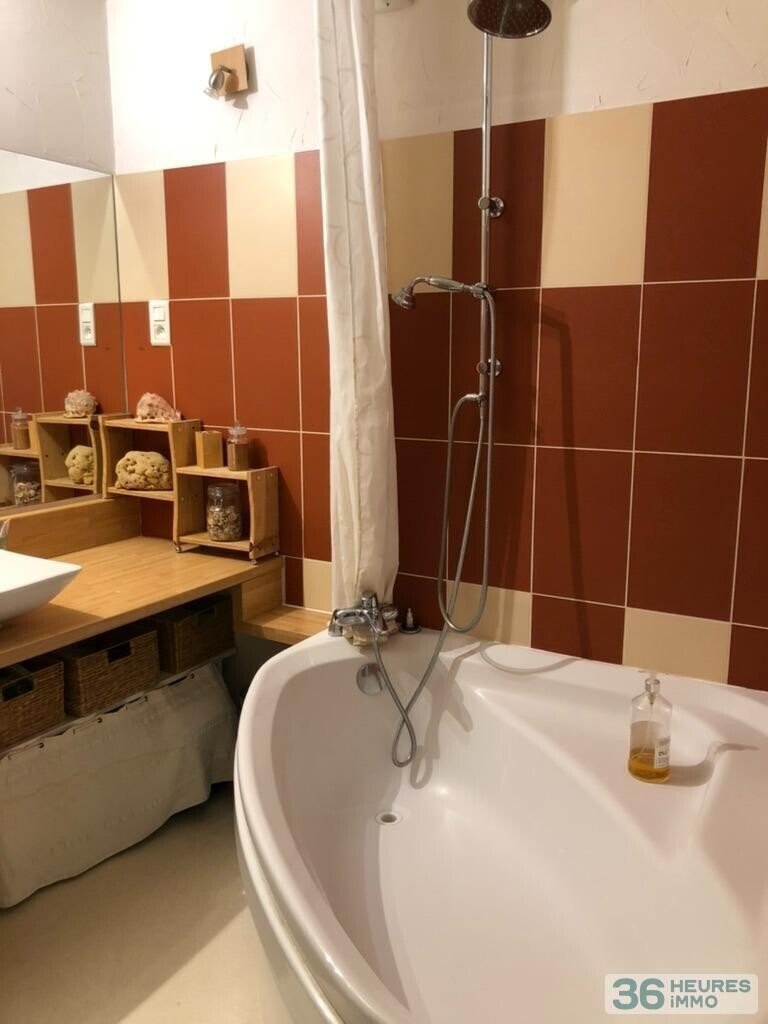 Bel appartement ancien au coeur de ville