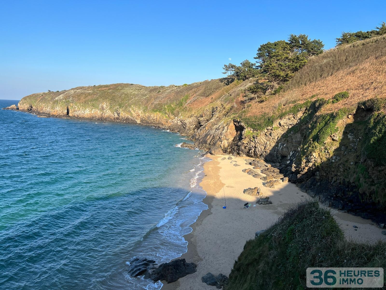 Beau terrain plat proche des plages