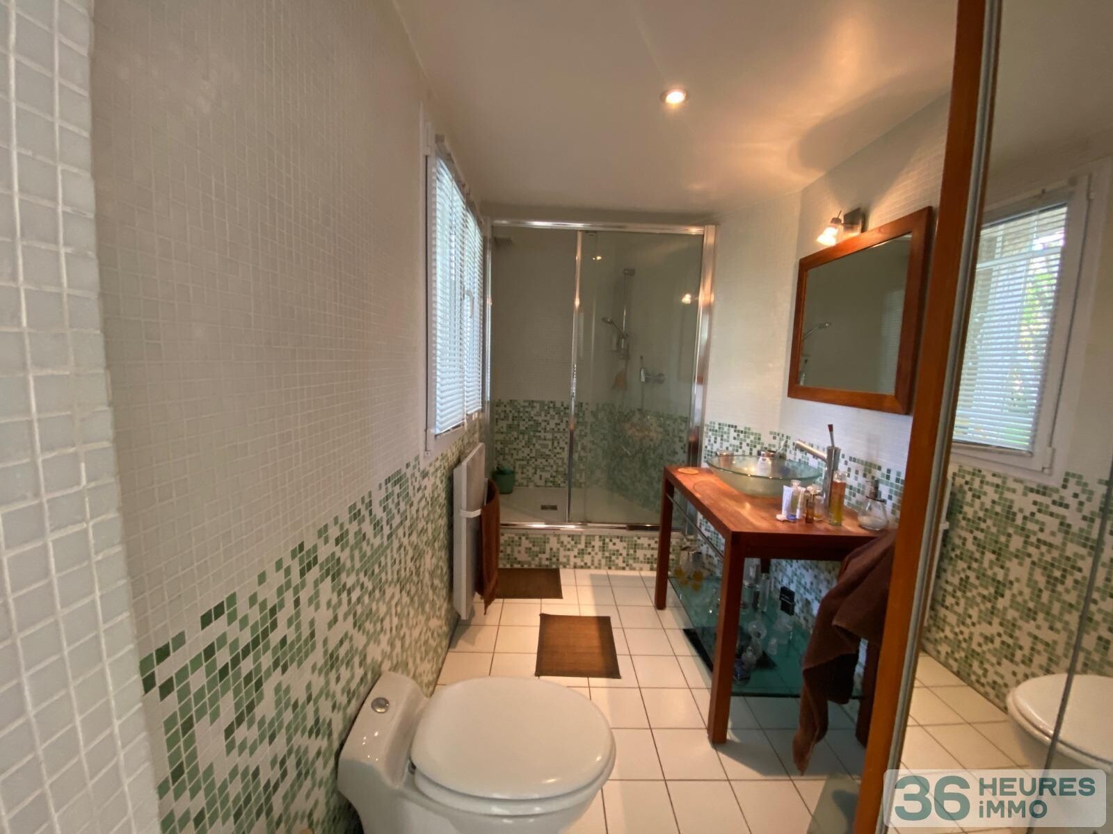 Prestations de qualite, 213m2 au sol, grand jardin, garage