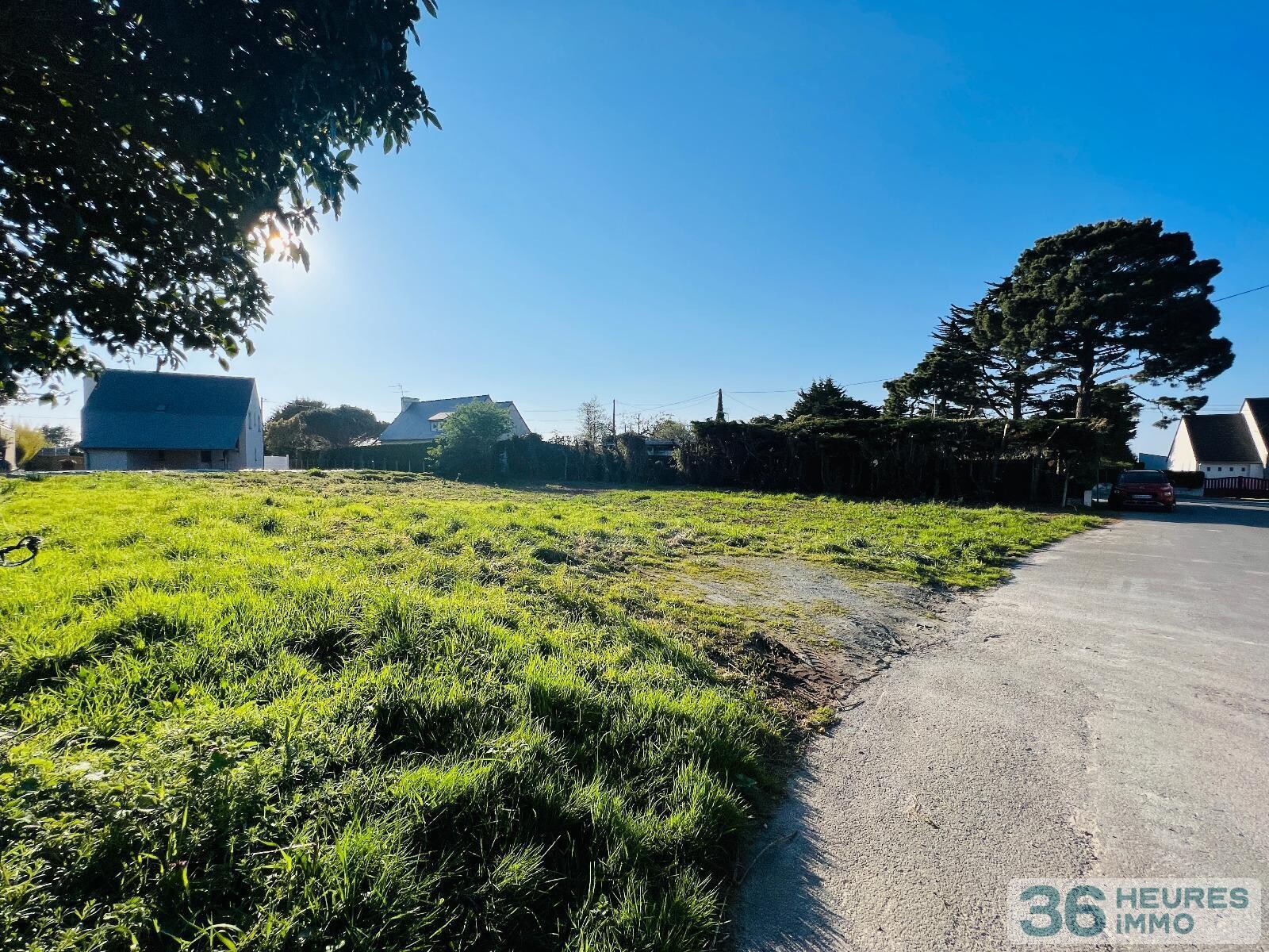 Beau terrain plat proche des plages