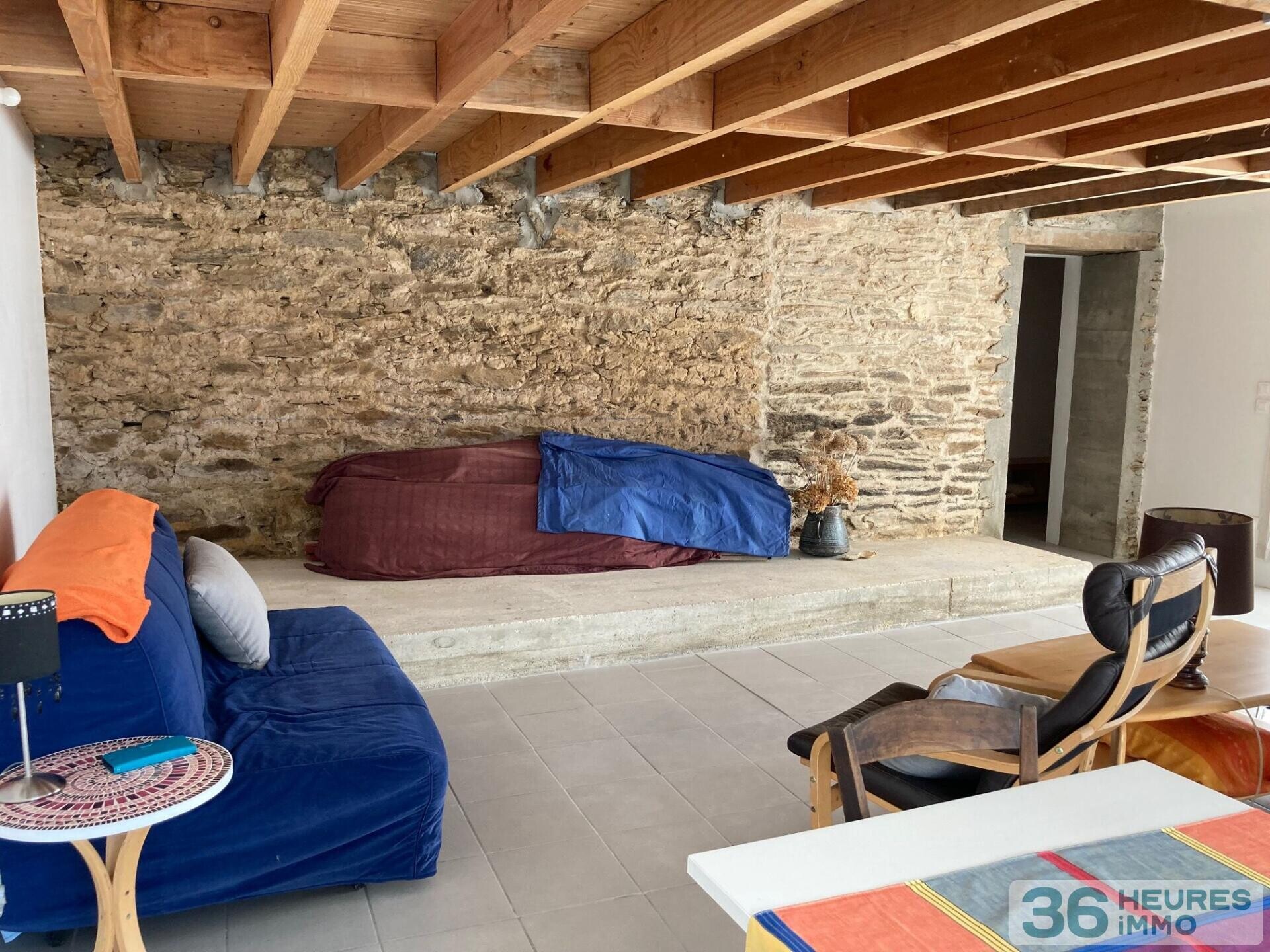 Maison de caractère de 4 pièces avec jardin