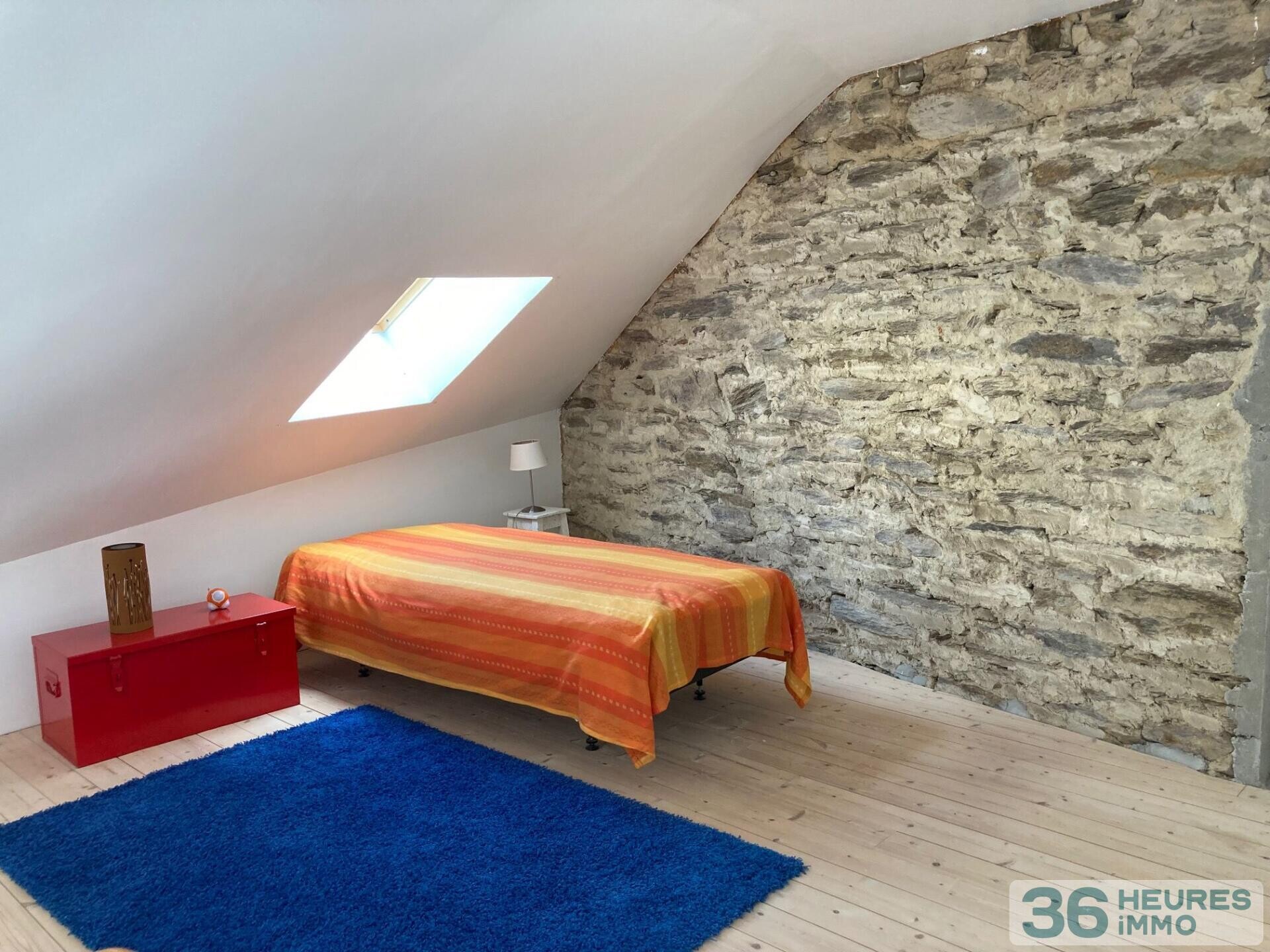 Maison de caractère de 4 pièces avec jardin