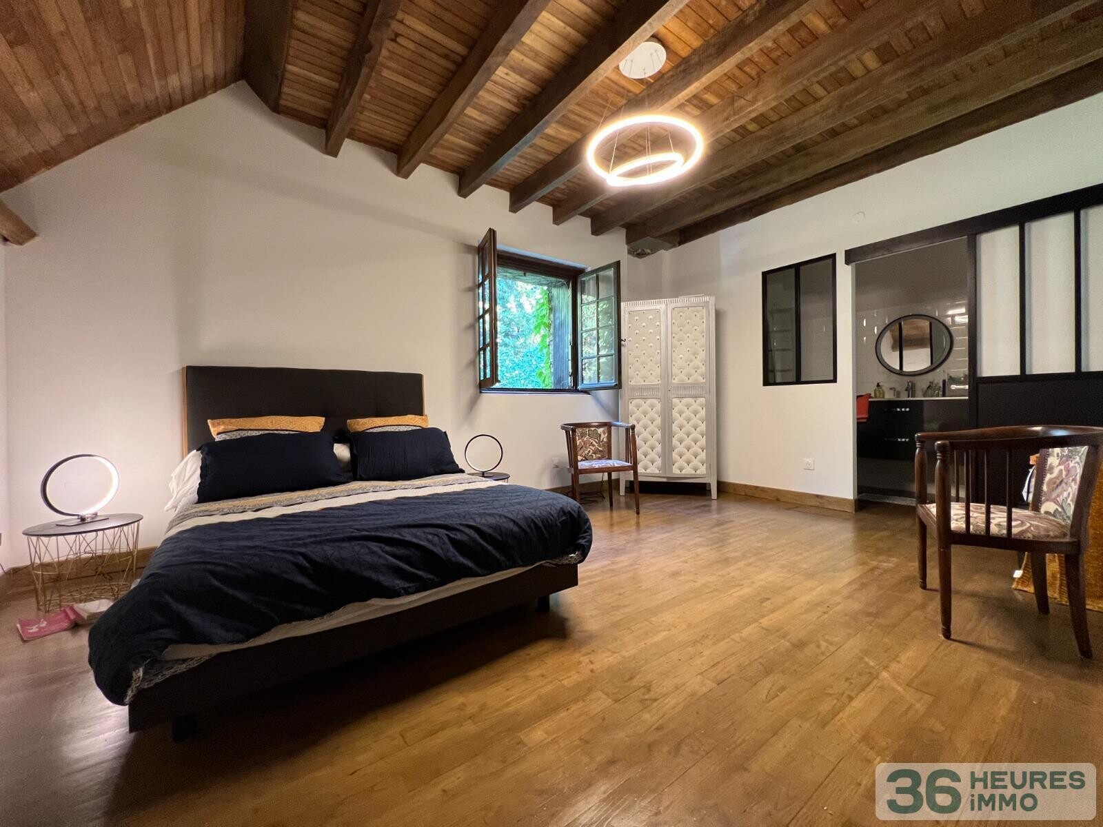 Périgourdine de 7 pièces sur 3,2ha de terrain avec ruisseau