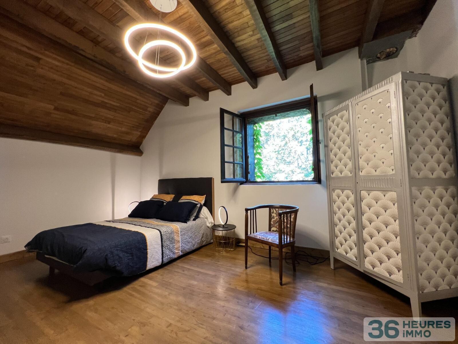 Périgourdine de 7 pièces sur 3,2ha de terrain avec ruisseau