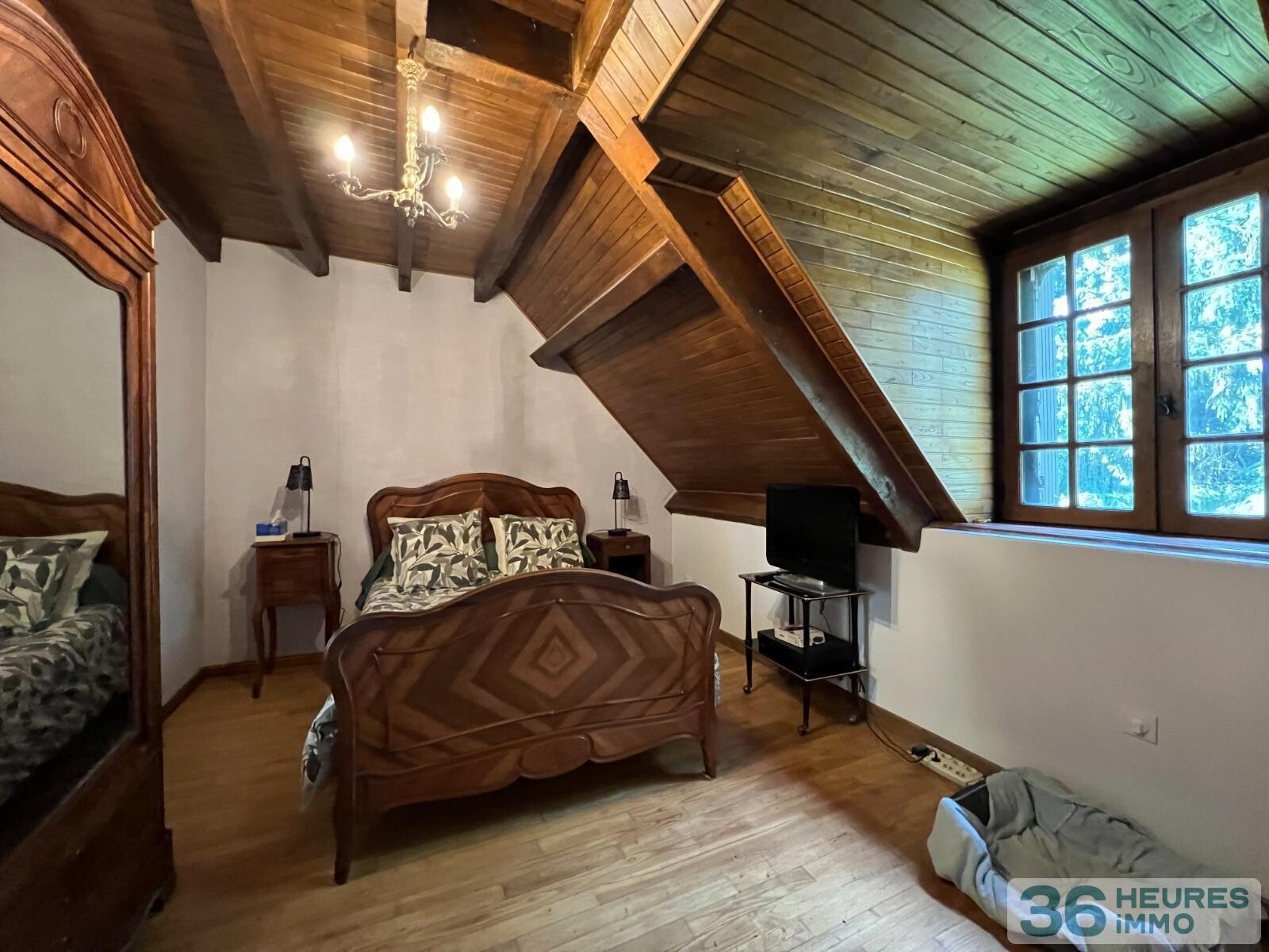 Périgourdine de 7 pièces sur 3,2ha de terrain avec ruisseau