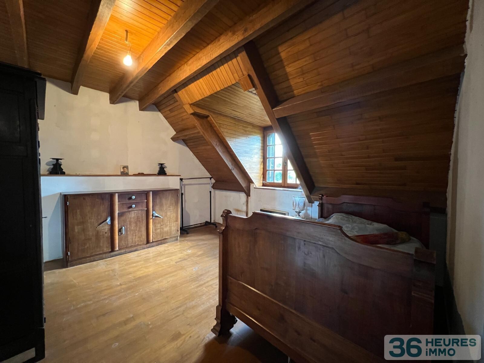 Périgourdine de 7 pièces sur 3,2ha de terrain avec ruisseau