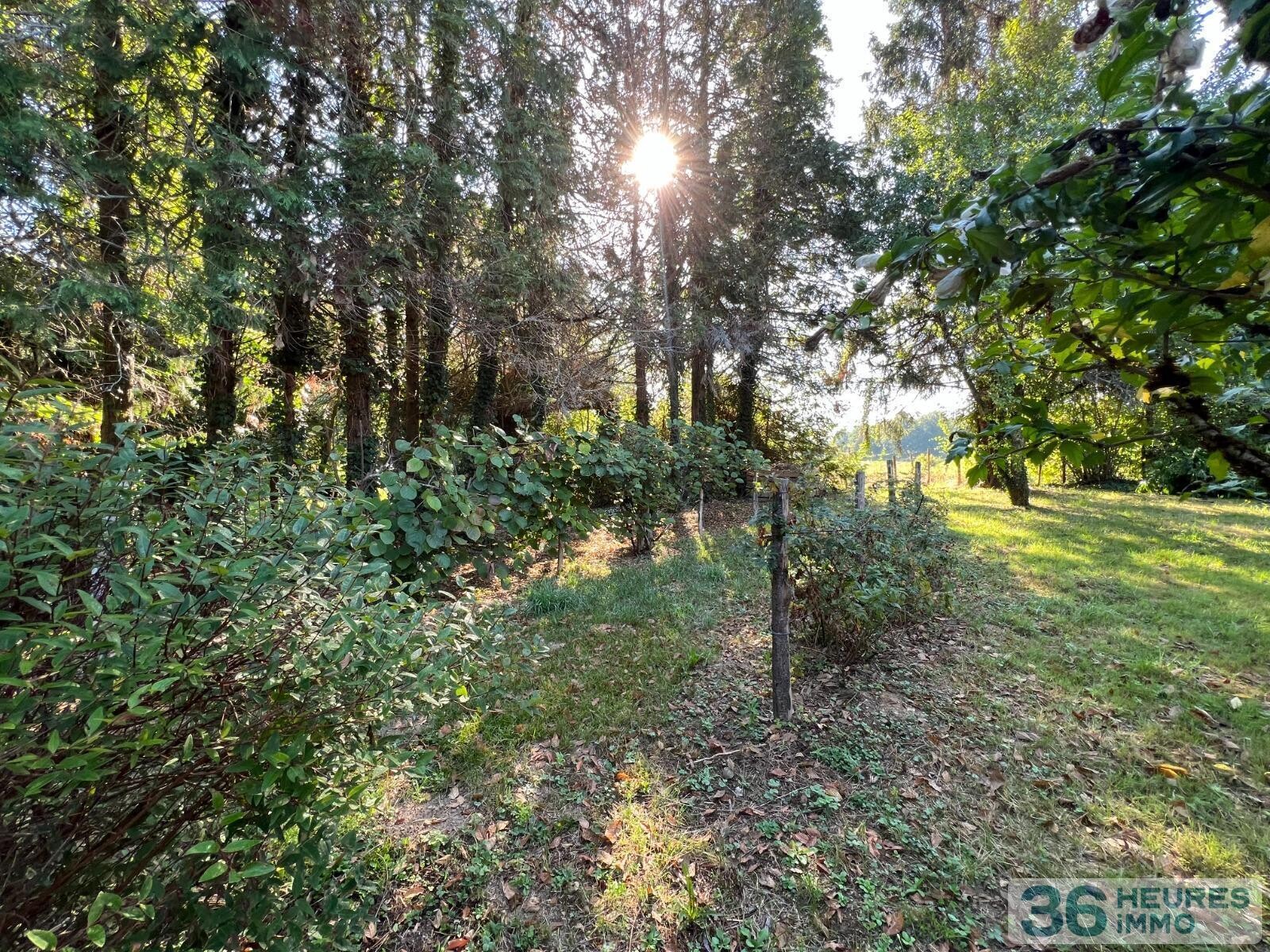 Périgourdine de 7 pièces sur 3,2ha de terrain avec ruisseau