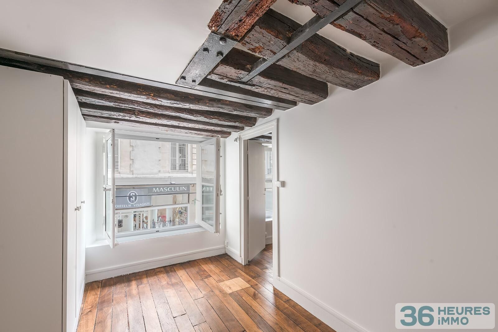 Appartement t2 dans bel immeuble du xviième siècle