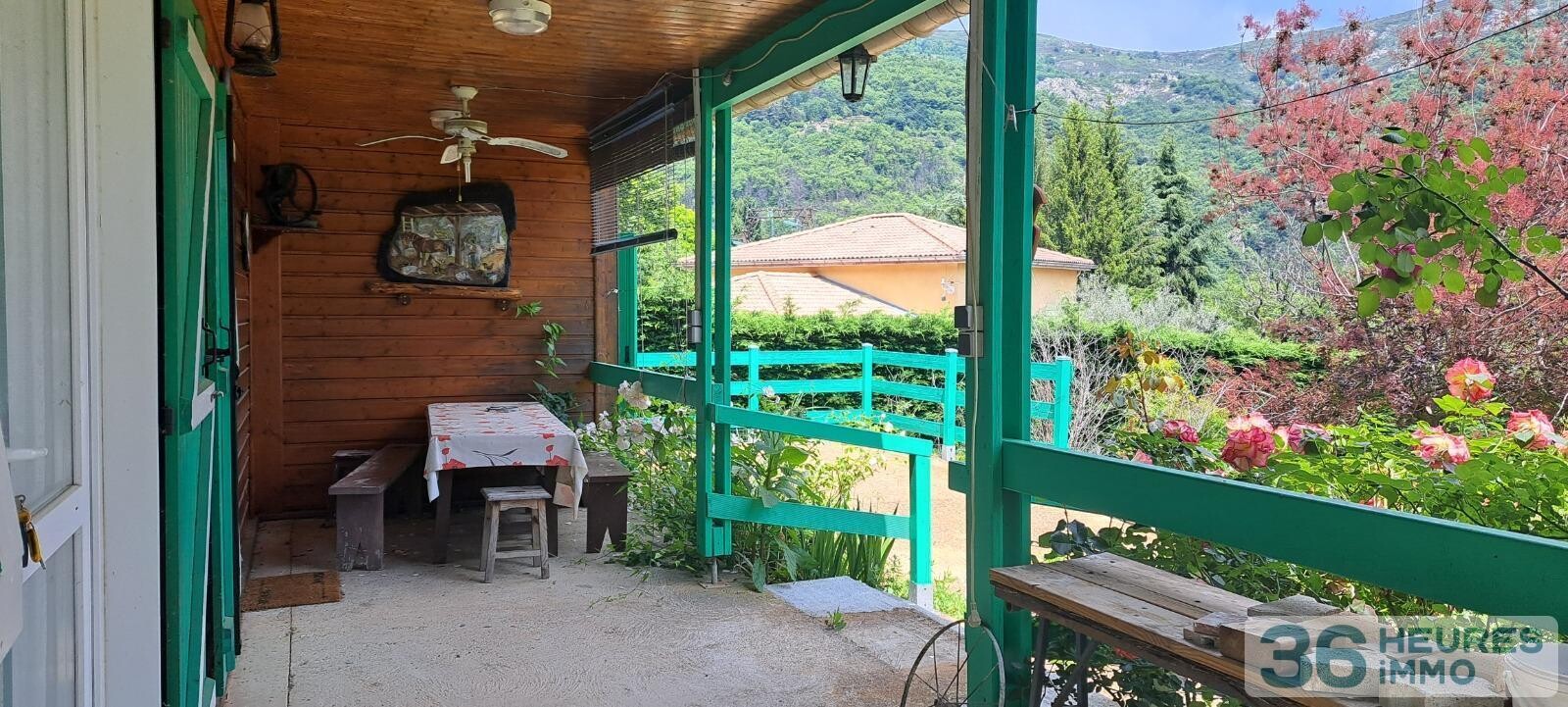 Maison individuelle en bois avec terrain attenant