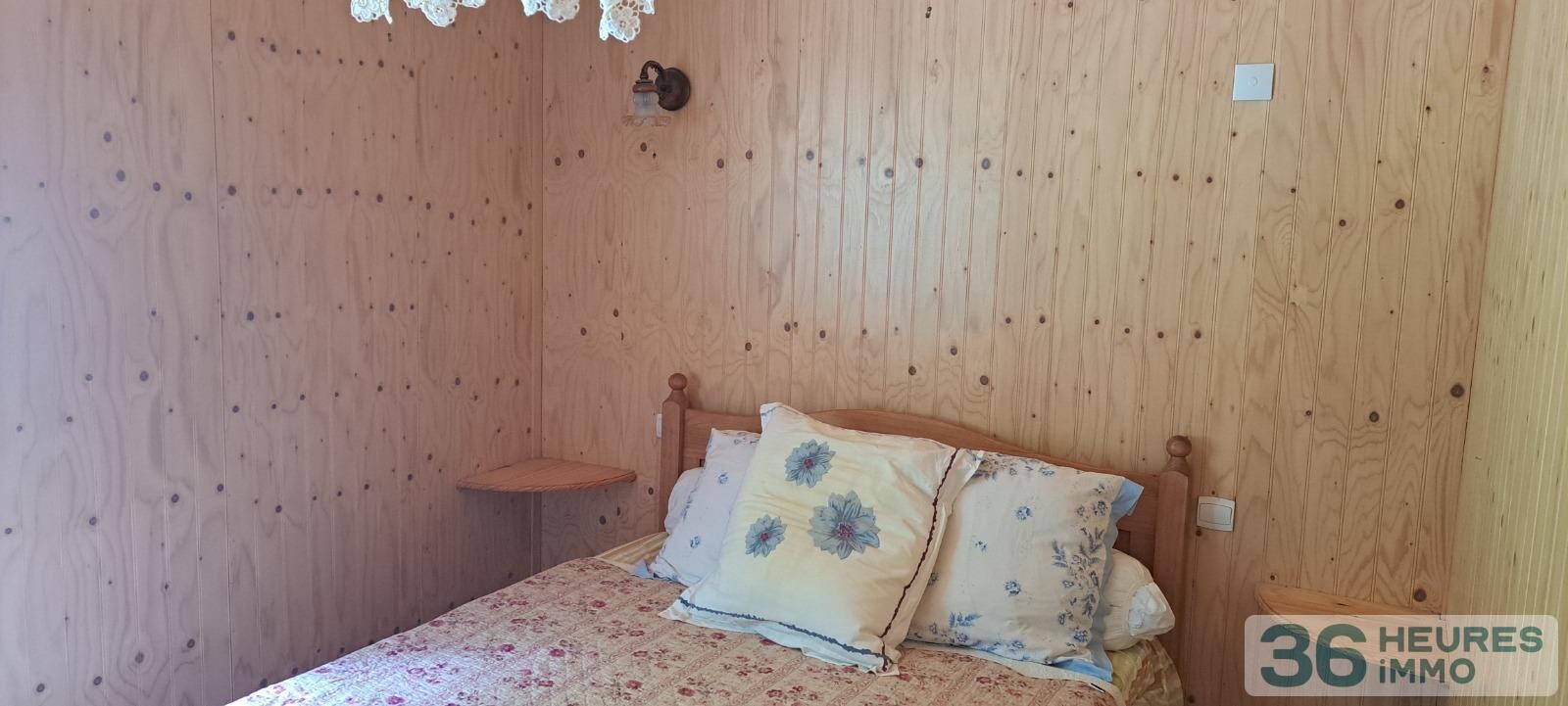 Maison individuelle en bois avec terrain attenant