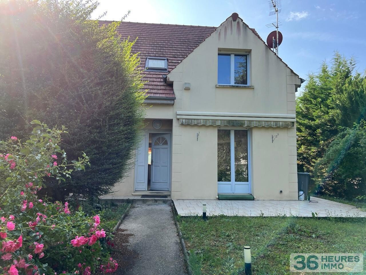 Maison avec piscine chauffée