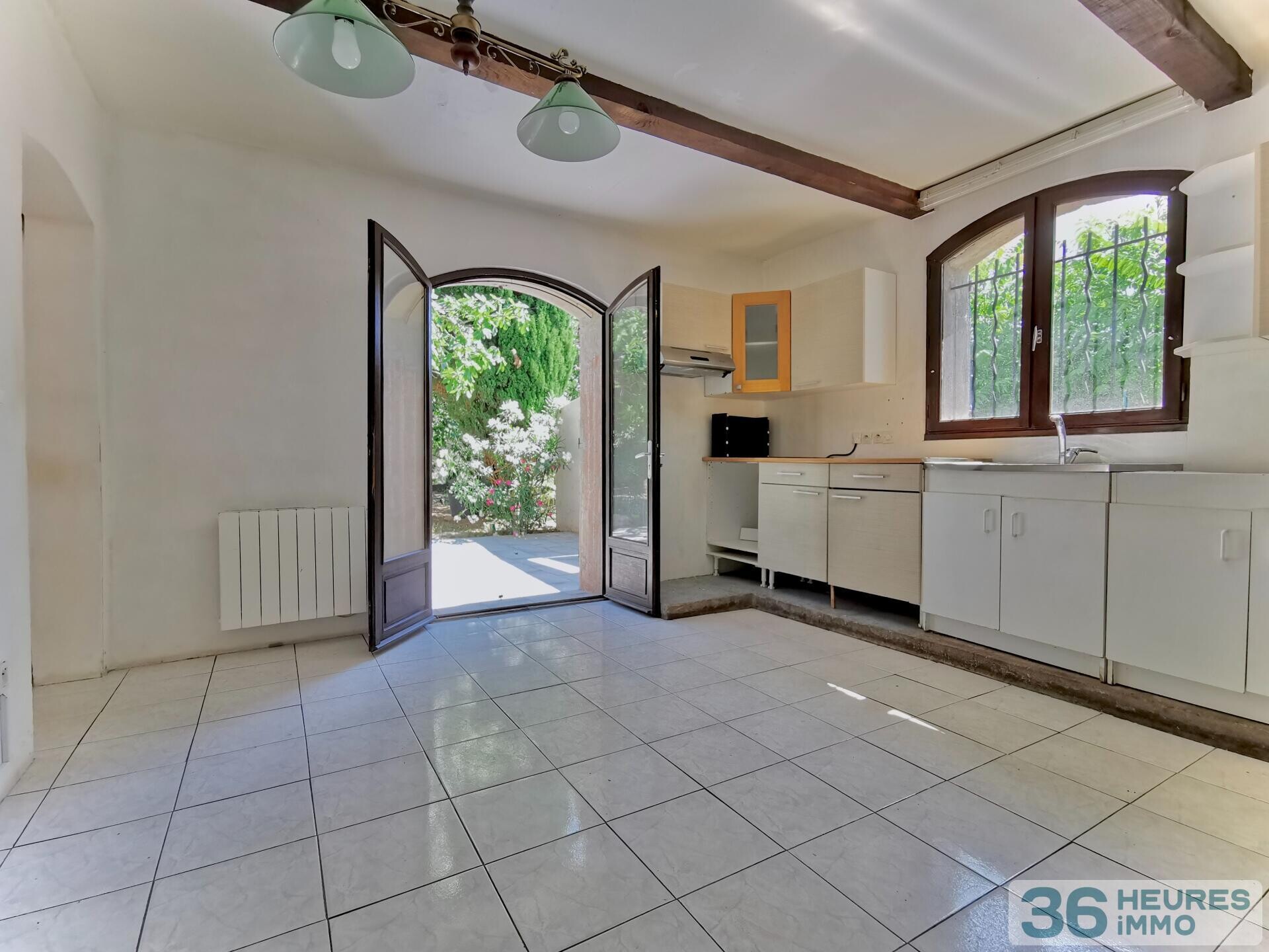 A vendre, à aspiran (hérault - 34) maison 4 pièces d'env 105 m2 + garage sur terrain d'env 969 m2