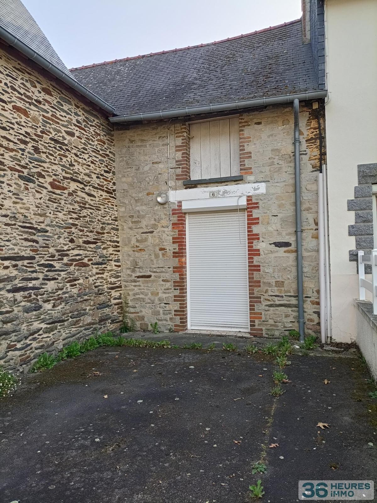 Maison de bourg à rénover 