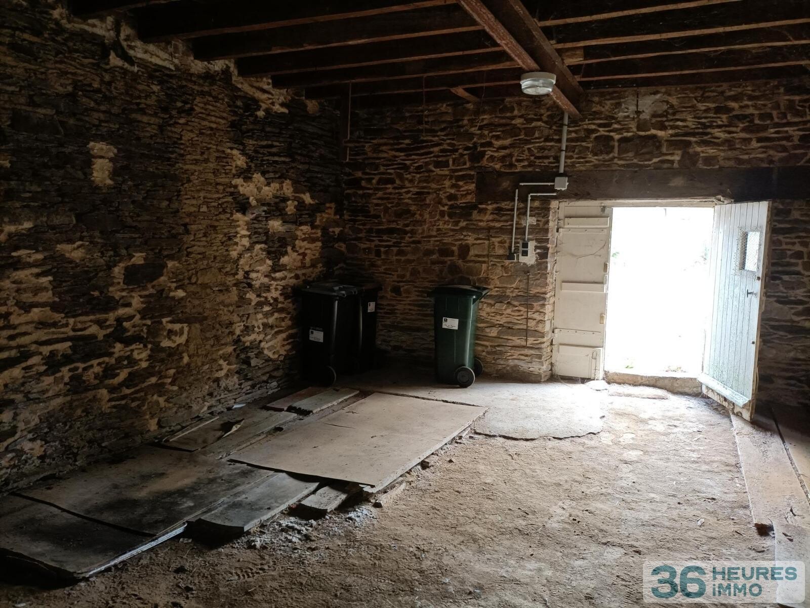 Maison de bourg à rénover 