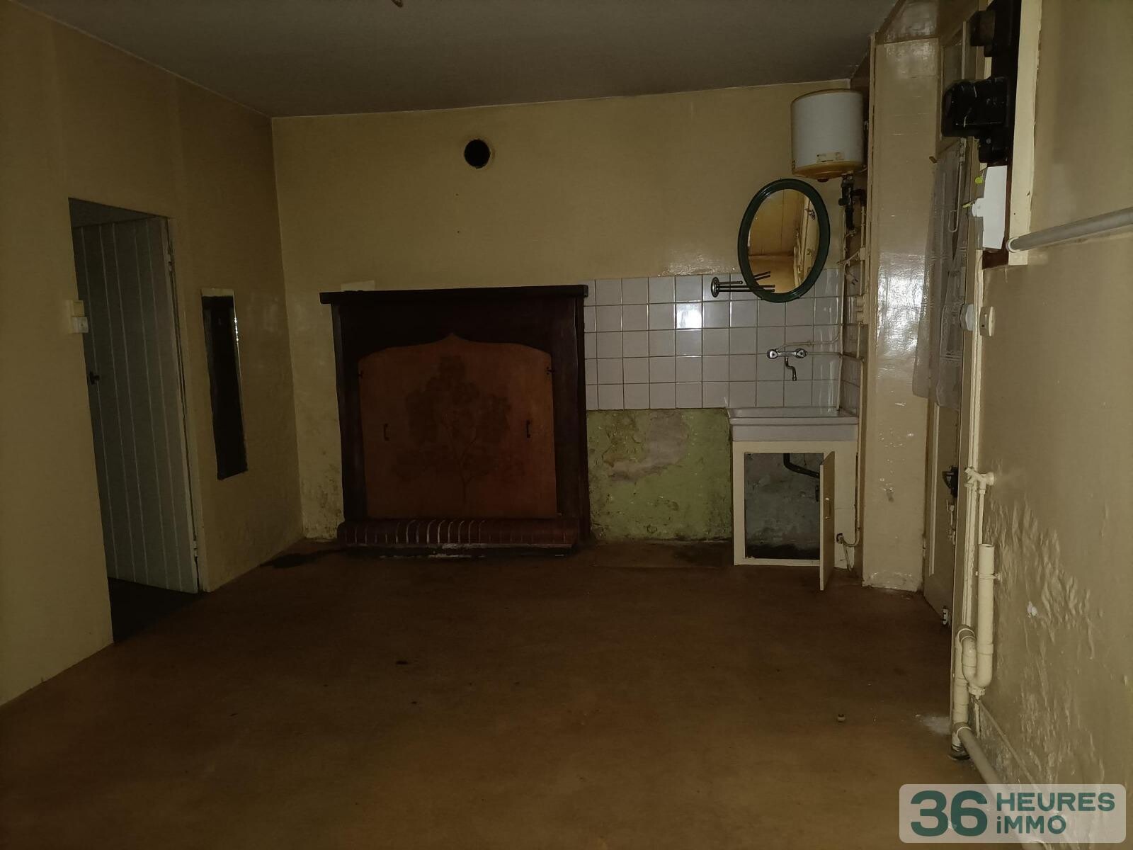 Maison de bourg à rénover 