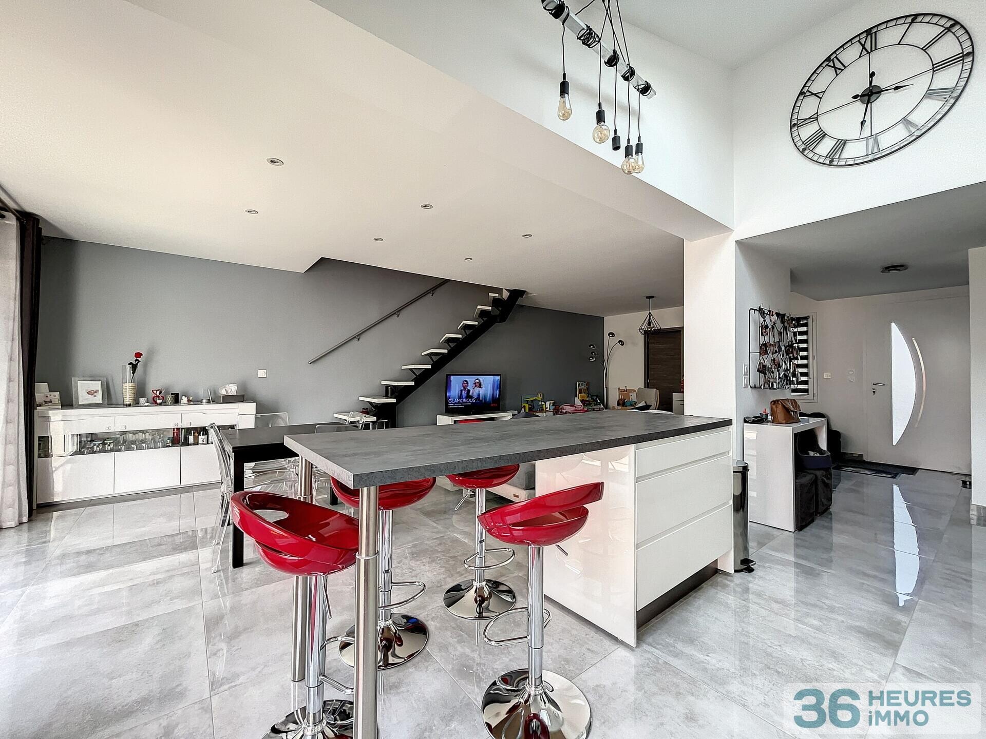 Maison recente 3 pieces 94 m²