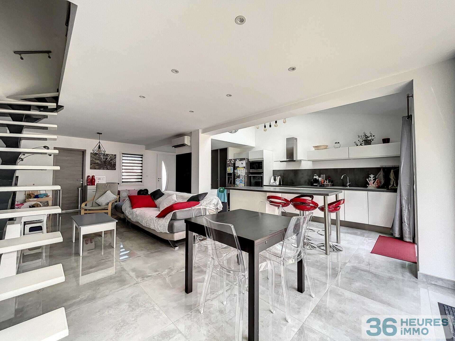 Maison recente 3 pieces 94 m²