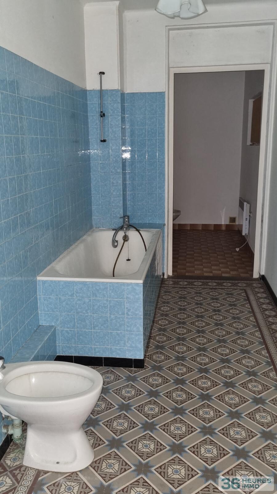 Maison avec travaux a prevoir. 