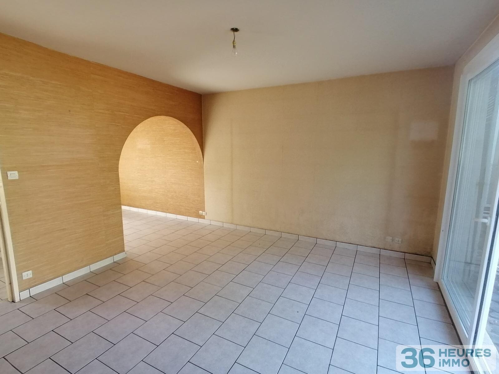 Maison trois chambres en centre-ville